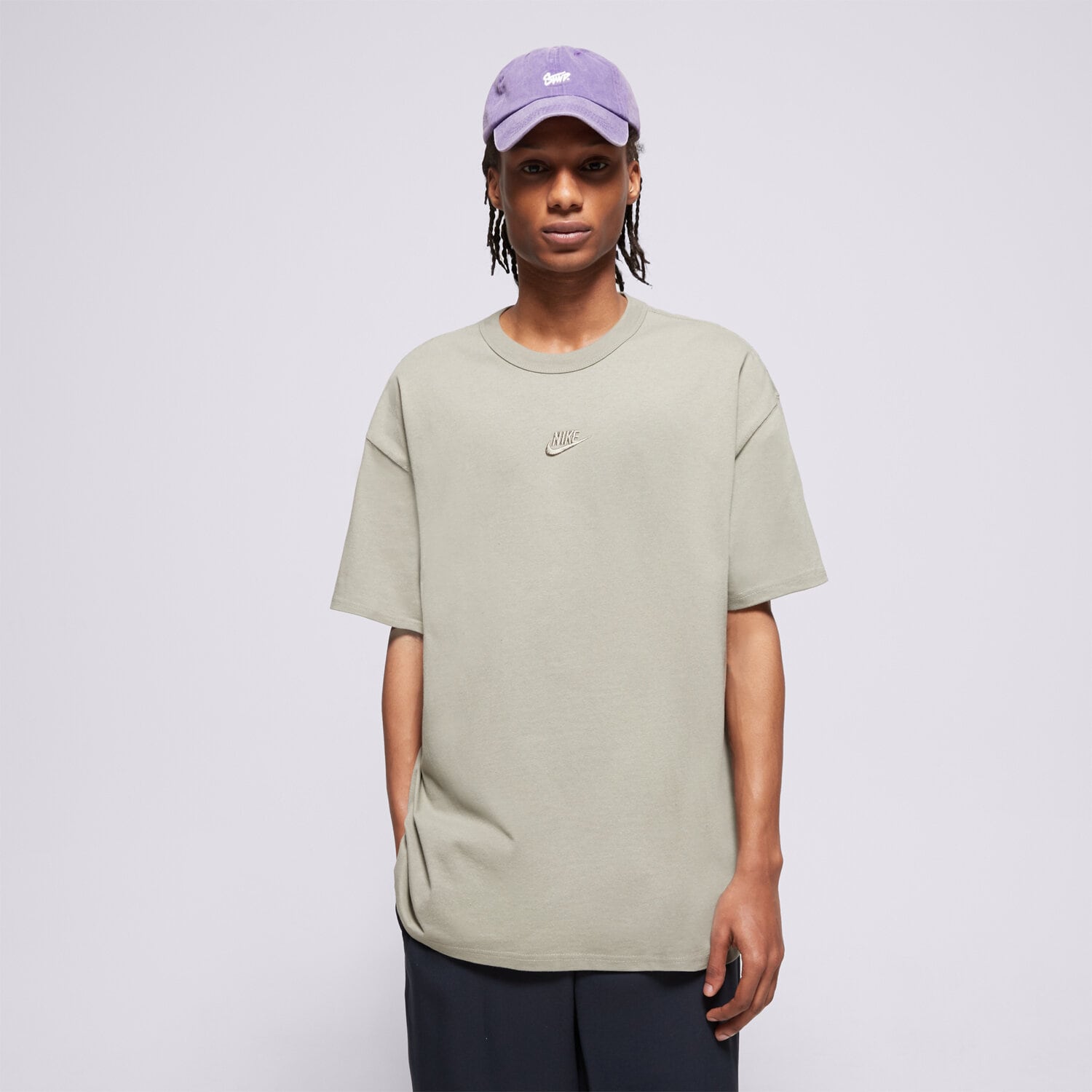 Bărbați tricou NIKE TRICOU M NSW PREM ESSNTL SUST TEE DO7392-320 Kaki