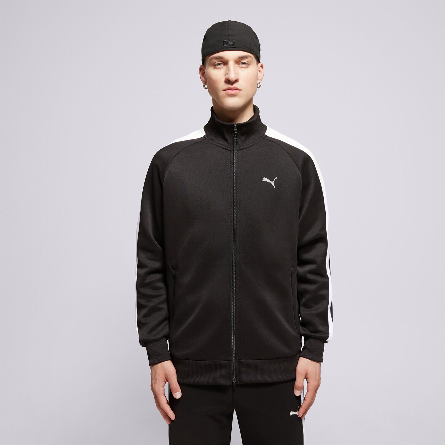 Bărbați bluză PUMA BLUZĂ T7 ALWAYS ON TRACK JACKET DK 629587 01 Negru
