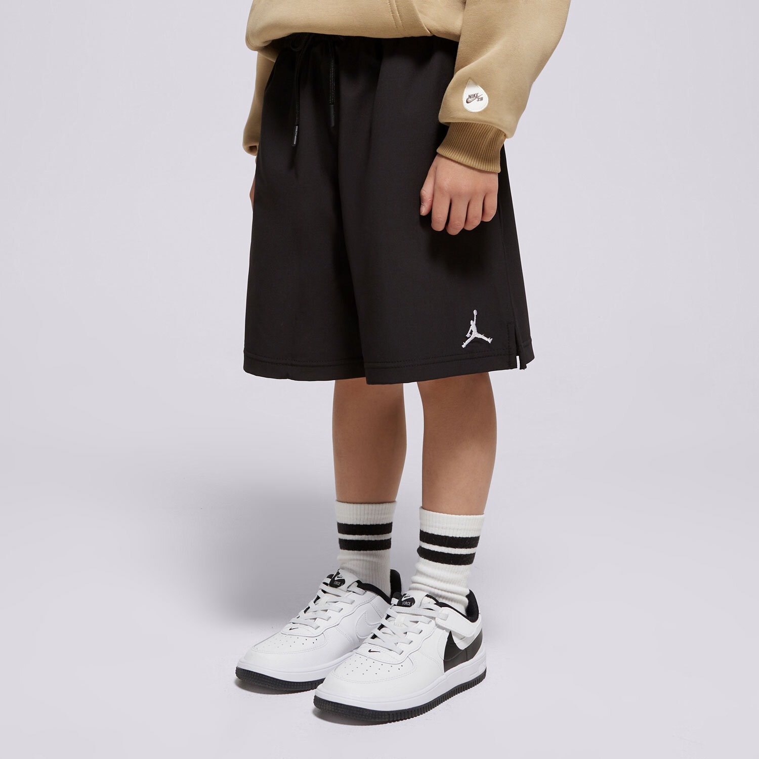 Pantaloni scurți și rochii pentru copii JORDAN PANTALONI SCURȚI MJ   JUMPMAN WOVEN PLAY SHORT BOY 95D817-023 Negru