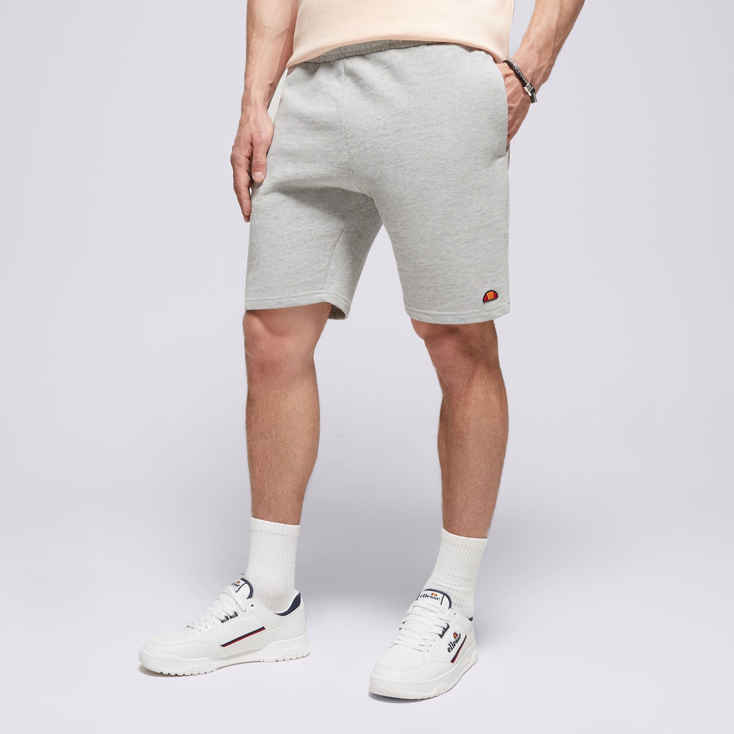 Femei pantaloni scurți ELLESSE PANTALONI SCURȚI RAFFADALI SHORTS GREY MRL SMG23452112 Gri