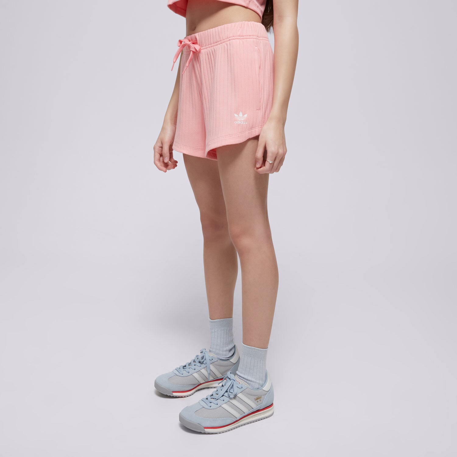Pantaloni scurți și rochii pentru copii ADIDAS PANTALONI SCURȚI RIB SHORTS GIRLS JC8434 Roz