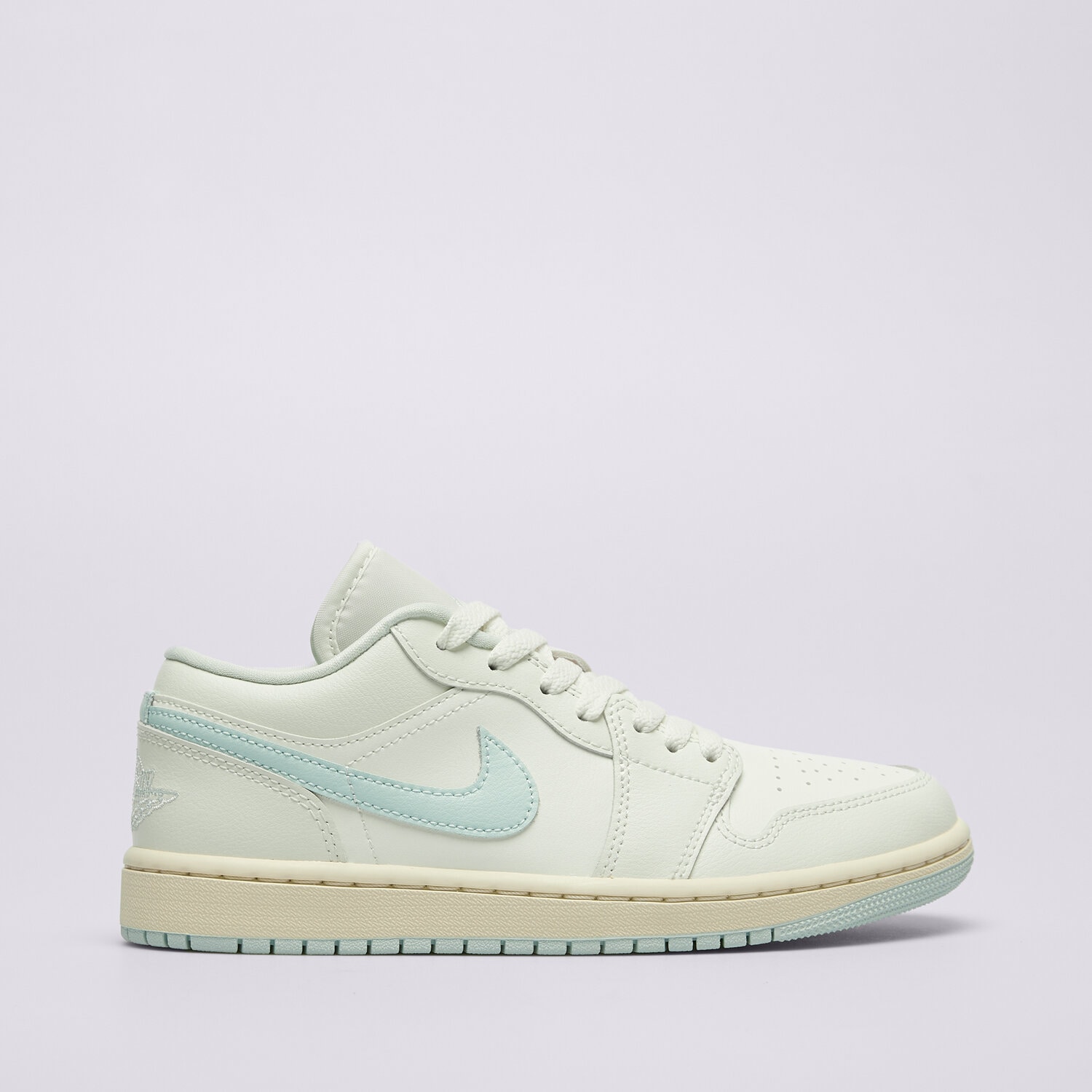 Femei pantofi sport WMNS AIR JORDAN 1 LOW DC0774-134 verde mentă