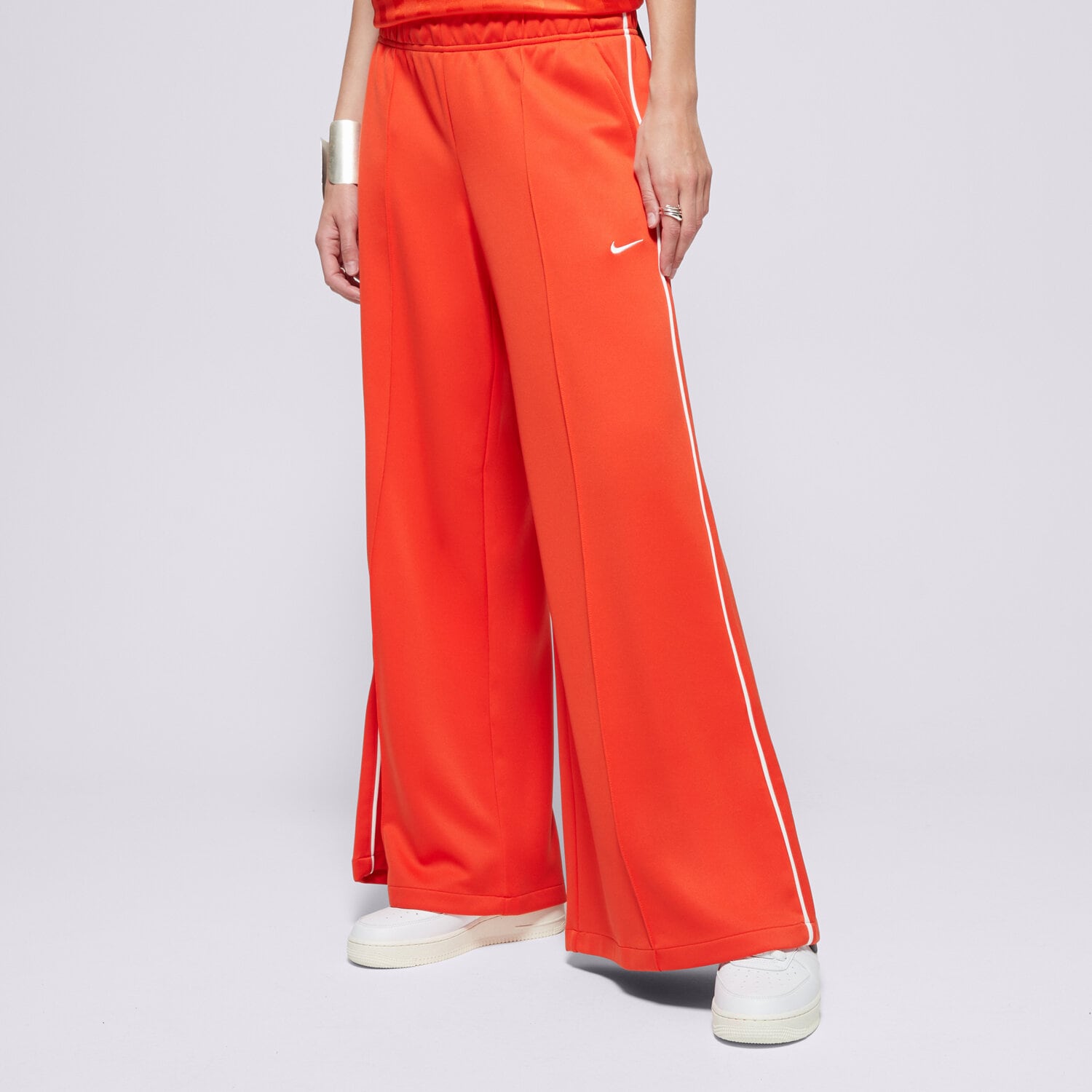 Femei pantaloni NIKE PANTALONI  W NSW WIDE LEG TRACK PNT IH8514-633 Negru