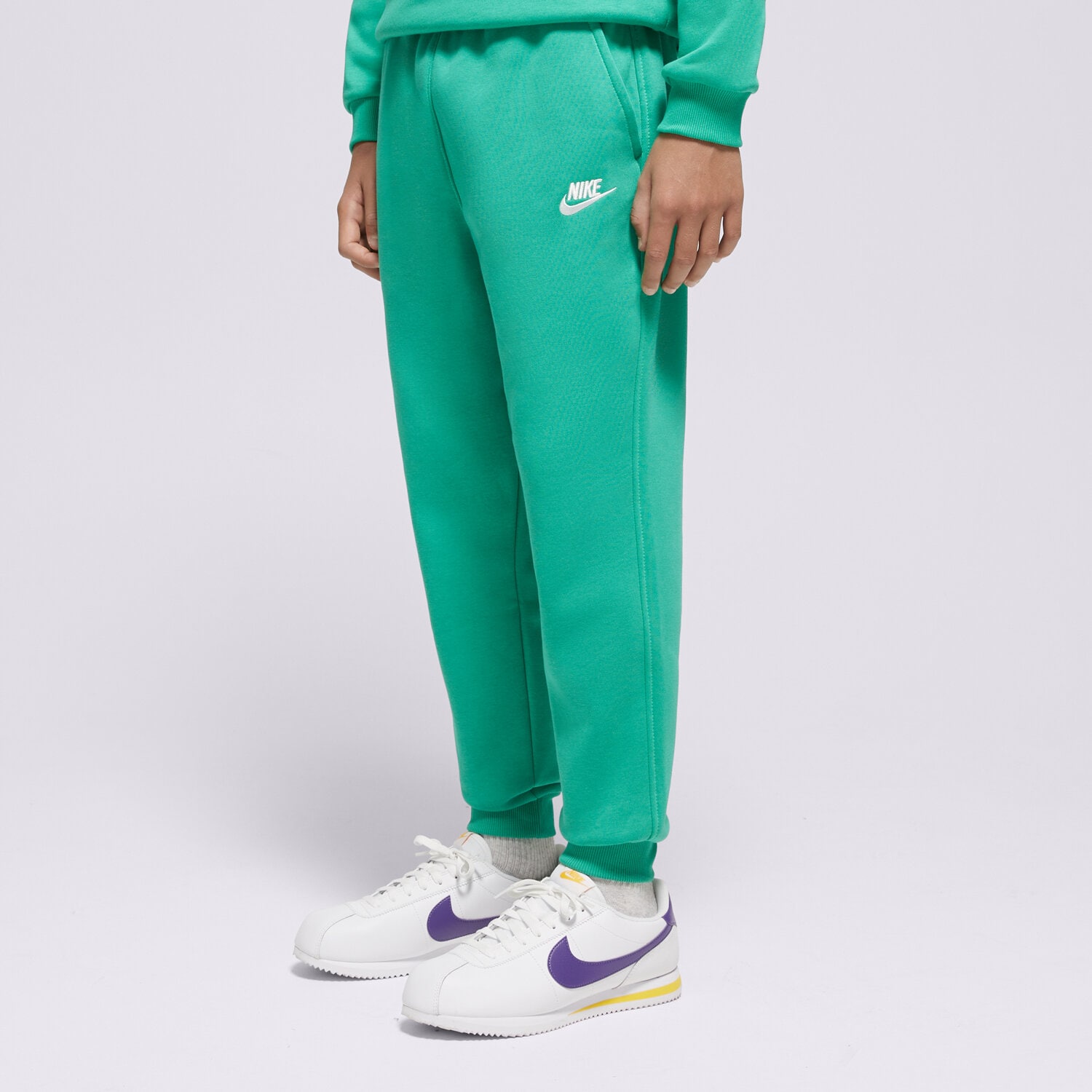 Pantaloni pentru copii NIKE PANTALONI  K NSW CLUB FLC JGGR LBR BOY FD3008-324 Verde