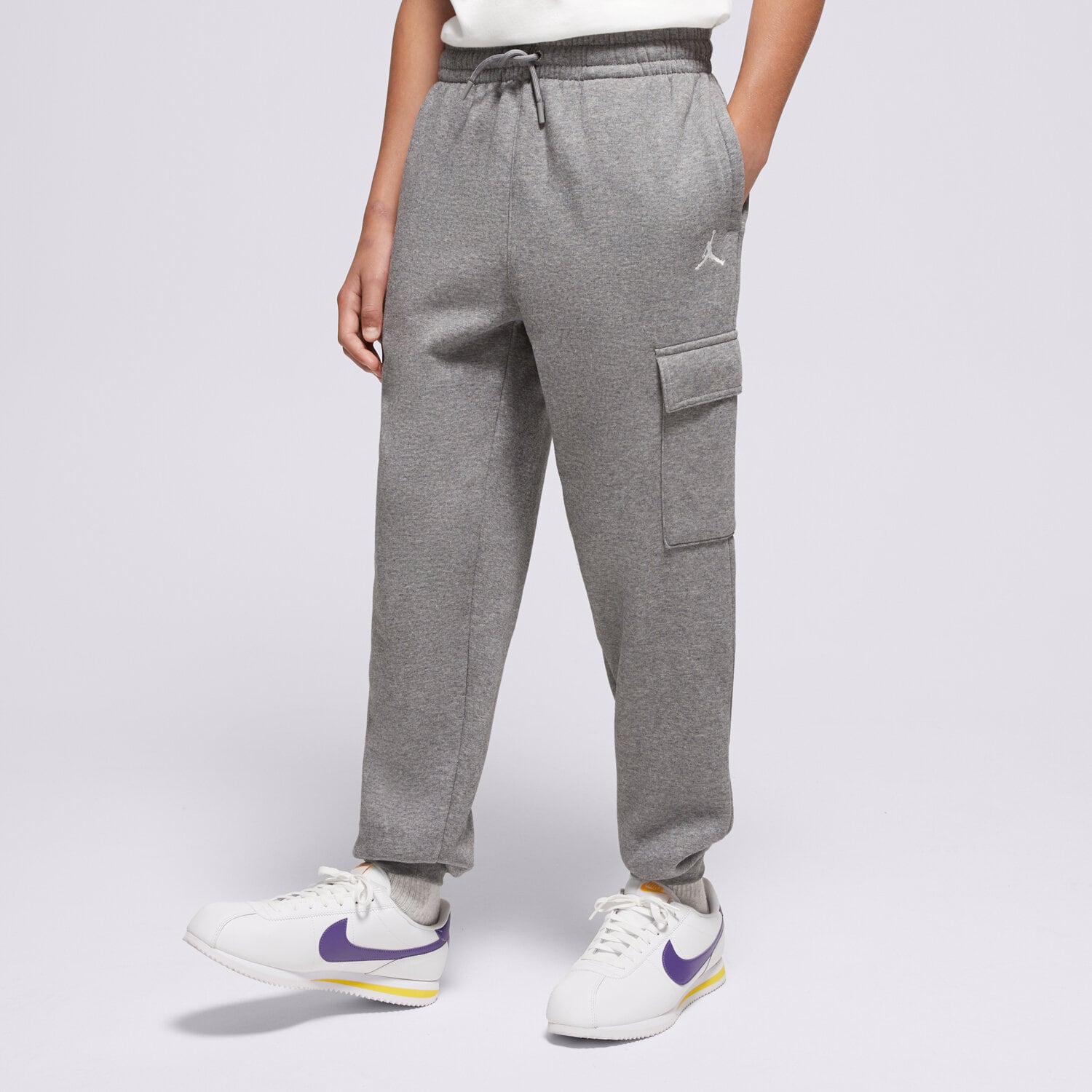 Pantaloni pentru copii JORDAN PANTALONI  MY BROOKLYN ESS FLC CARGO PANT BOY 95F105-GEH Gri