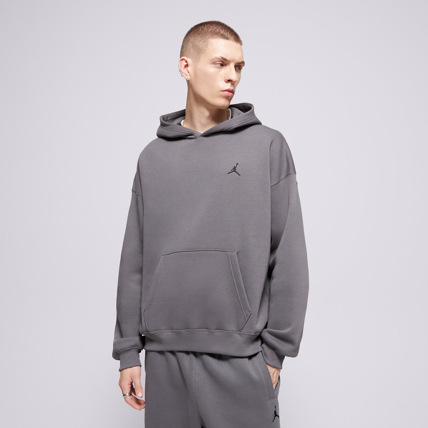 Bărbați bluză JORDAN BLUZĂ CU GLUGĂ JORDAN BROOKLYN FLEECE IB7235-068 Gri