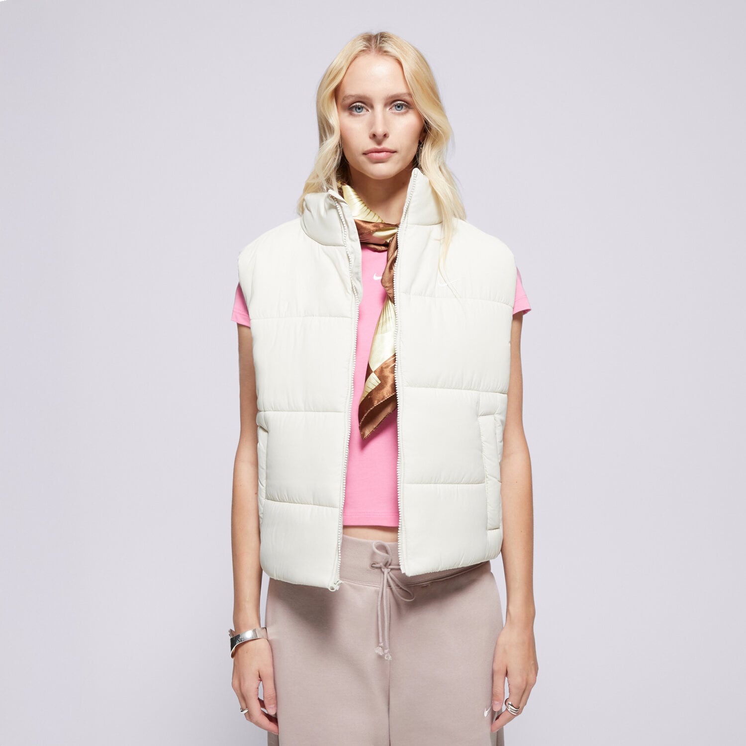 Femei veste NIKE VESTĂ W NSW TF SYNFL NK CLSC VEST FZ5922-072 Bej