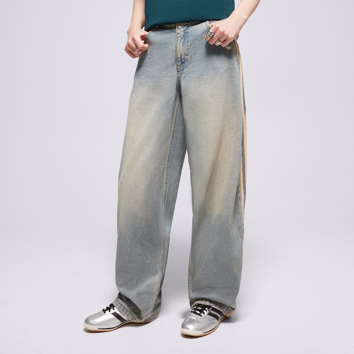 Femei pantaloni ADIDAS PANTALONI  P ESS DENIM PNT JY2868 Albastru