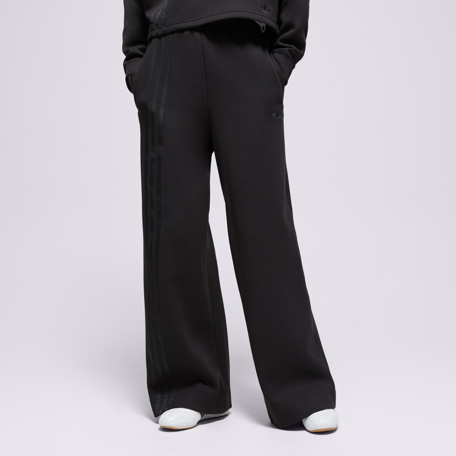 Femei pantaloni ADIDAS PANTALONI  3 STRIPES PANT JX2733 Negru