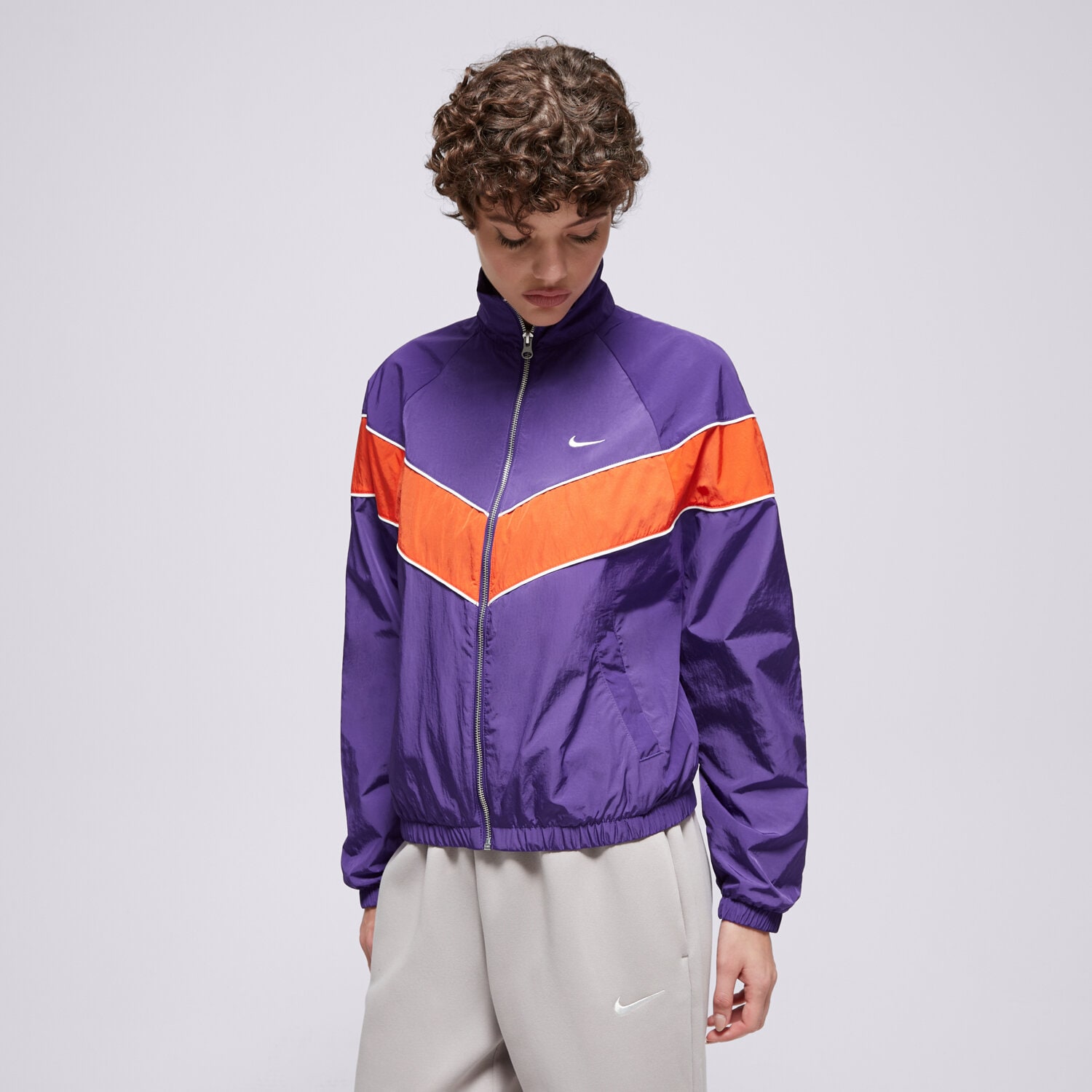 Femei jachetă NIKE JACHETĂ W NSW NK WR WVN UV FZ JKT FV6304-547 Violet