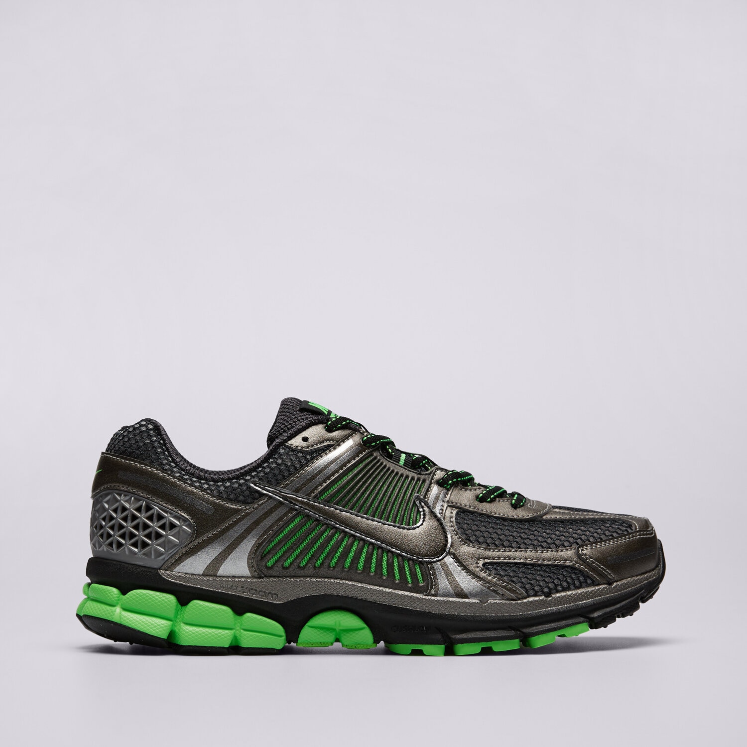 Barbați pantofi sport NIKE ZOOM VOMERO 5 SE IB2988-001 Negru