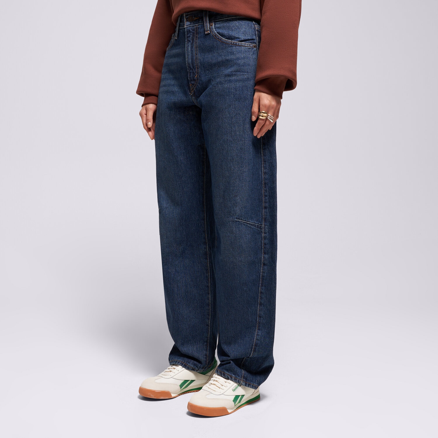 Femei pantaloni LEVI'S PANTALONI  CINCH BARREL DARK INDIGO WORN IN 003V5-0001 Bleumarin