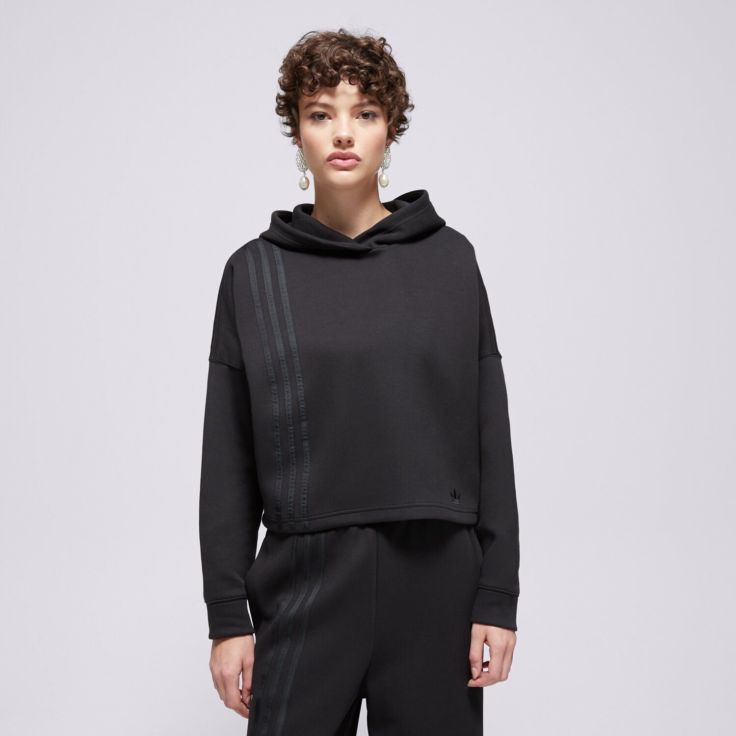 Femei bluză ADIDAS BLUZĂ CU GLUGĂ 3 STRIPES HOODY JX2701 Negru
