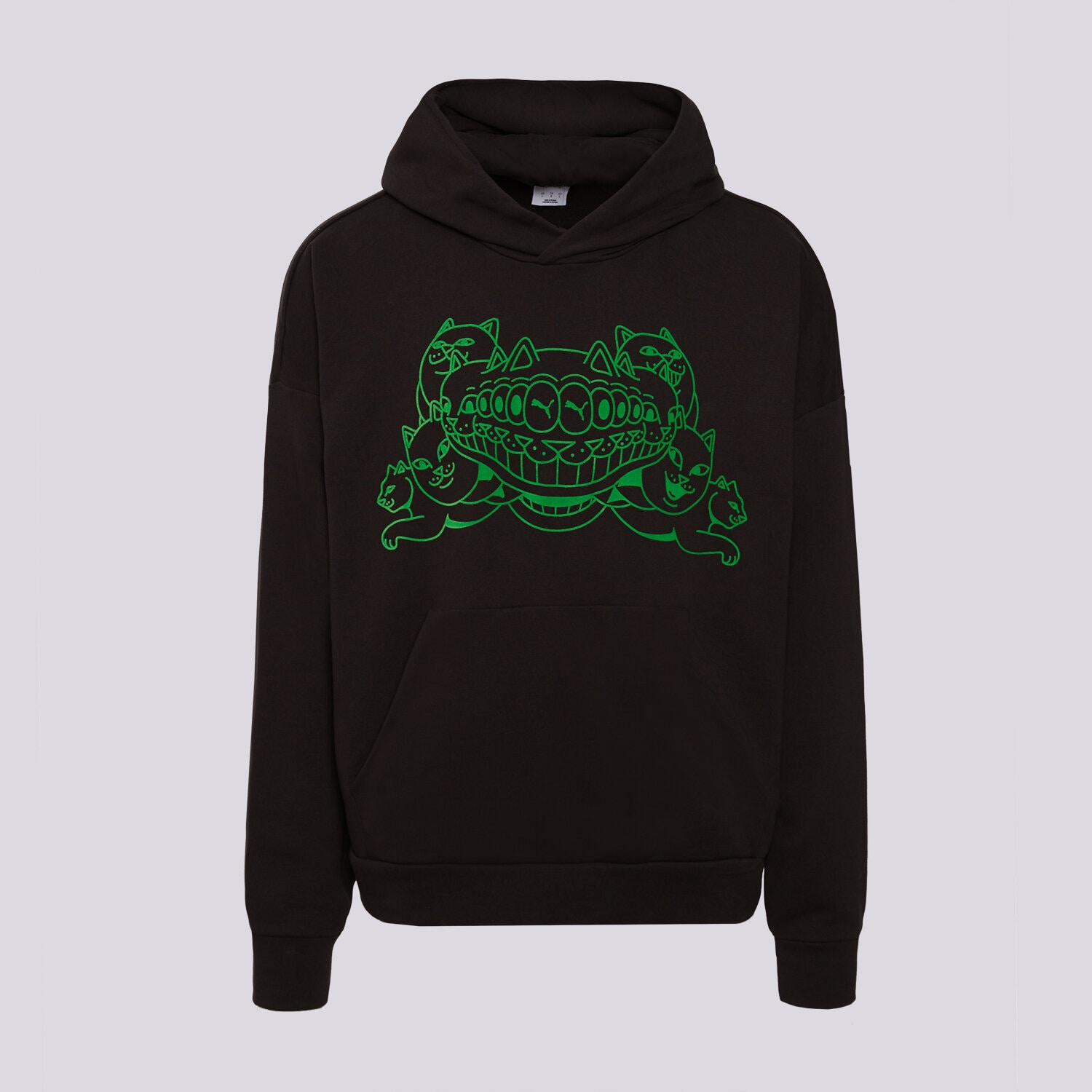 Bărbați bluză PUMA BLUZĂ CU GLUGĂ PUMA X RIPNDIP GRAPHIC HOODIE TR 632414 01 Negru