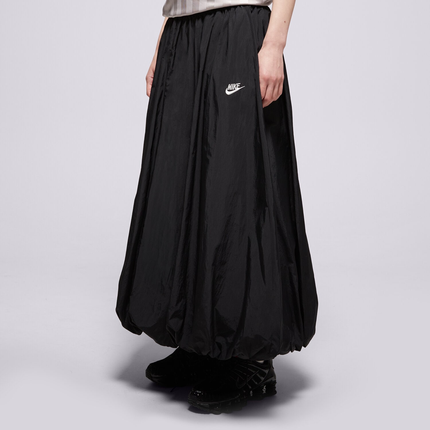 Femei rochii și fuste NIKE FUSTĂ W NSW WR SKIRT IM7450-010 Negru