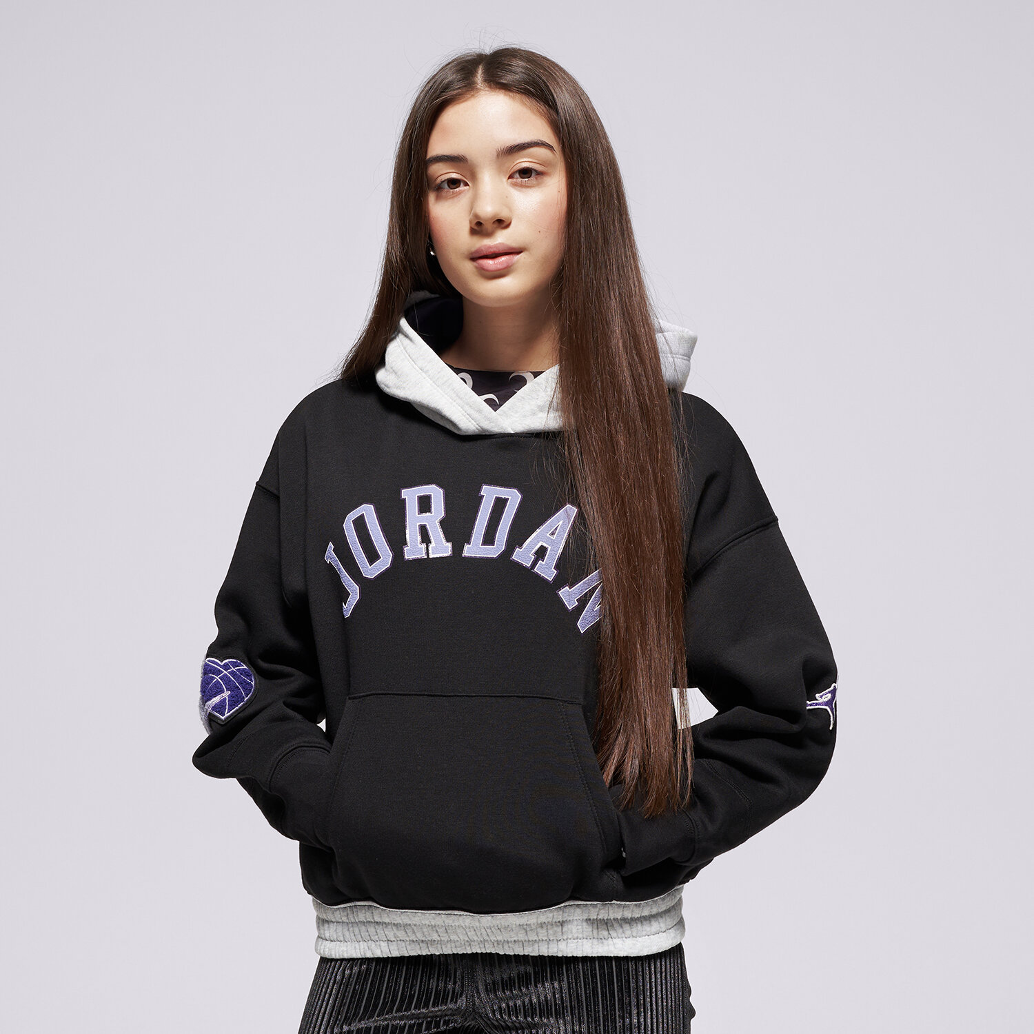 Copii bluză JORDAN BLUZĂ CU GLUGĂ JDG BLUE JEANS & BLING PO HOOD GIRL 45F193-023 Negru