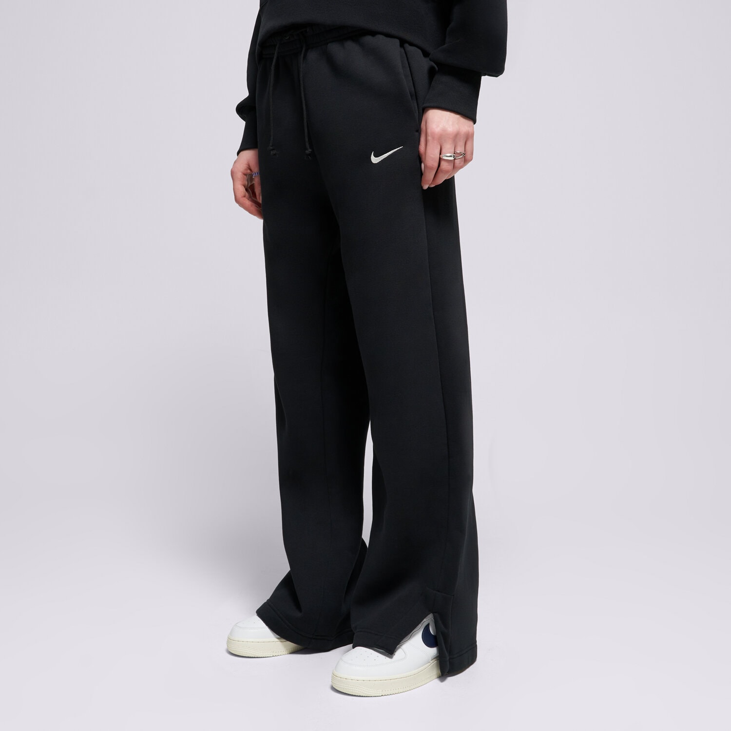 Femei pantaloni NIKE PANTALONI  W NSW PHNX FLC HR WIDE LEG IH1011-010 Negru