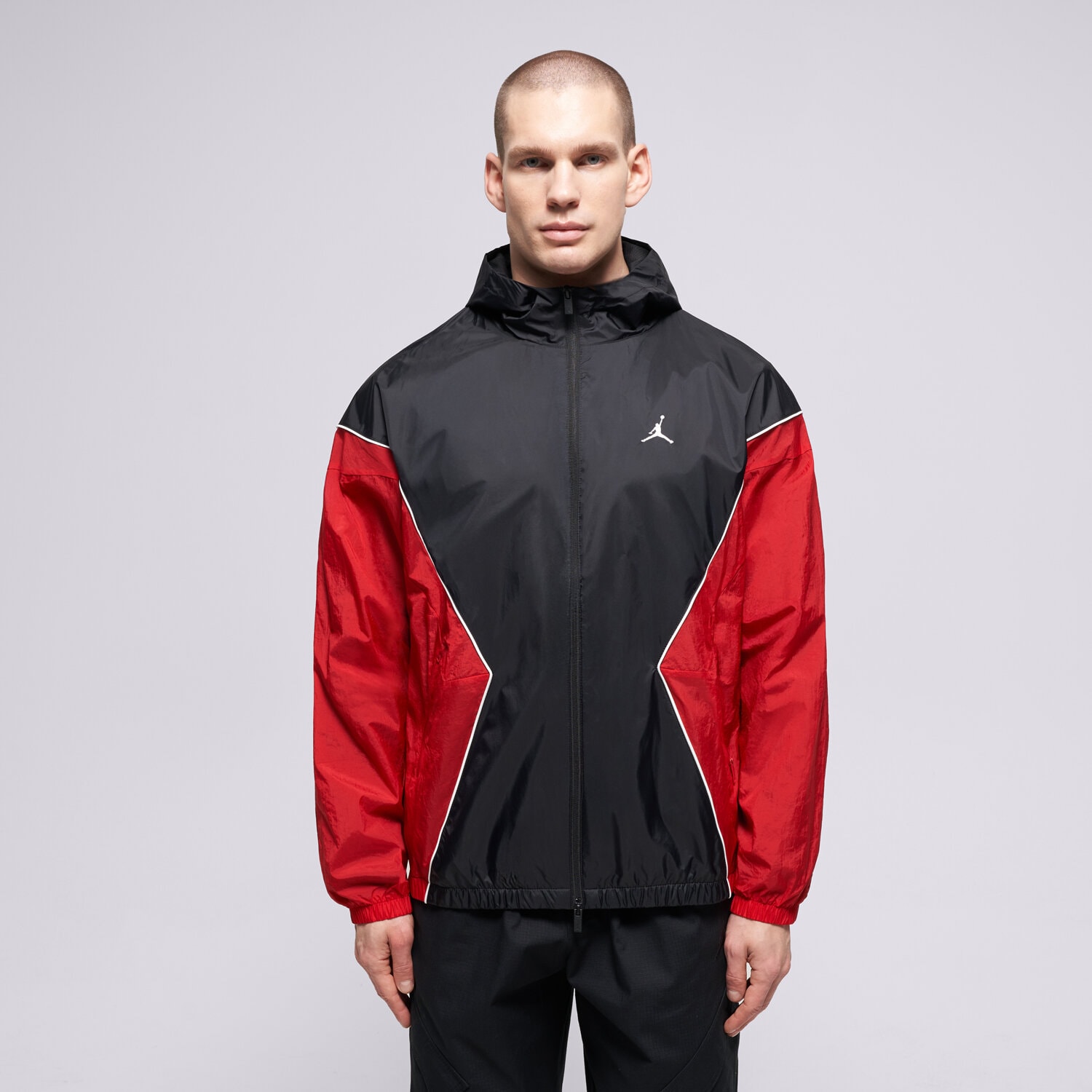 Bărbați jachetă JORDAN JACHETĂ POLIAMIDĂ VESTE JORDAN ESSENTIALS DRAFT HF9333-013 Mulicolor