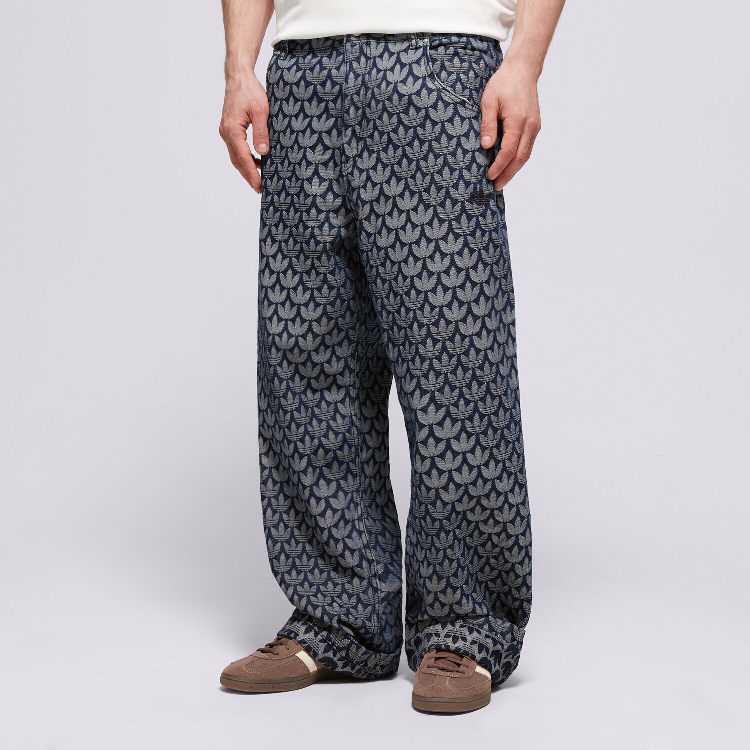 Bărbați pantaloni ADIDAS PANTALONI  MONOGRAM PT KD0399 Albastru