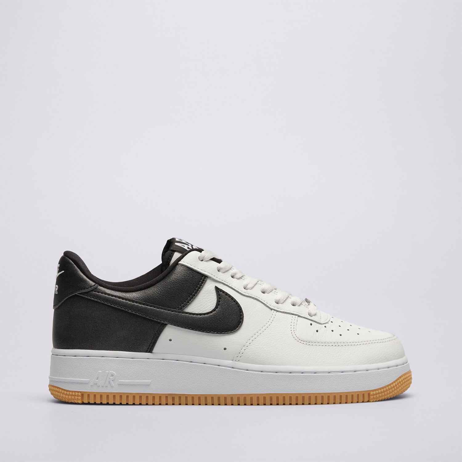 Barbați pantofi sport NIKE AIR FORCE 1 '07 LV8 SPORT  IB6847-100 Alb