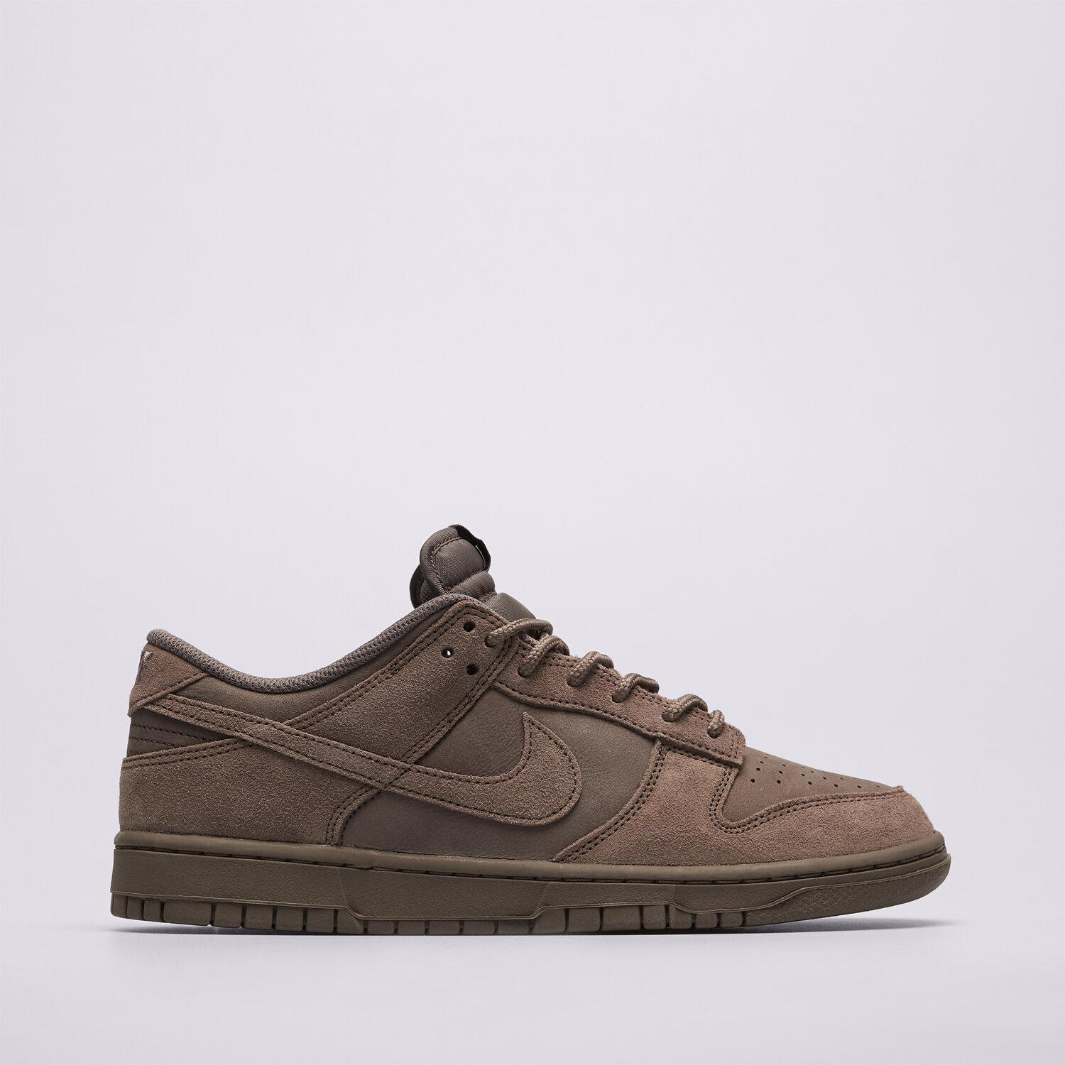 Barbați pantofi sport NIKE DUNK LOW RETRO SE  IB6651-200 Gri
