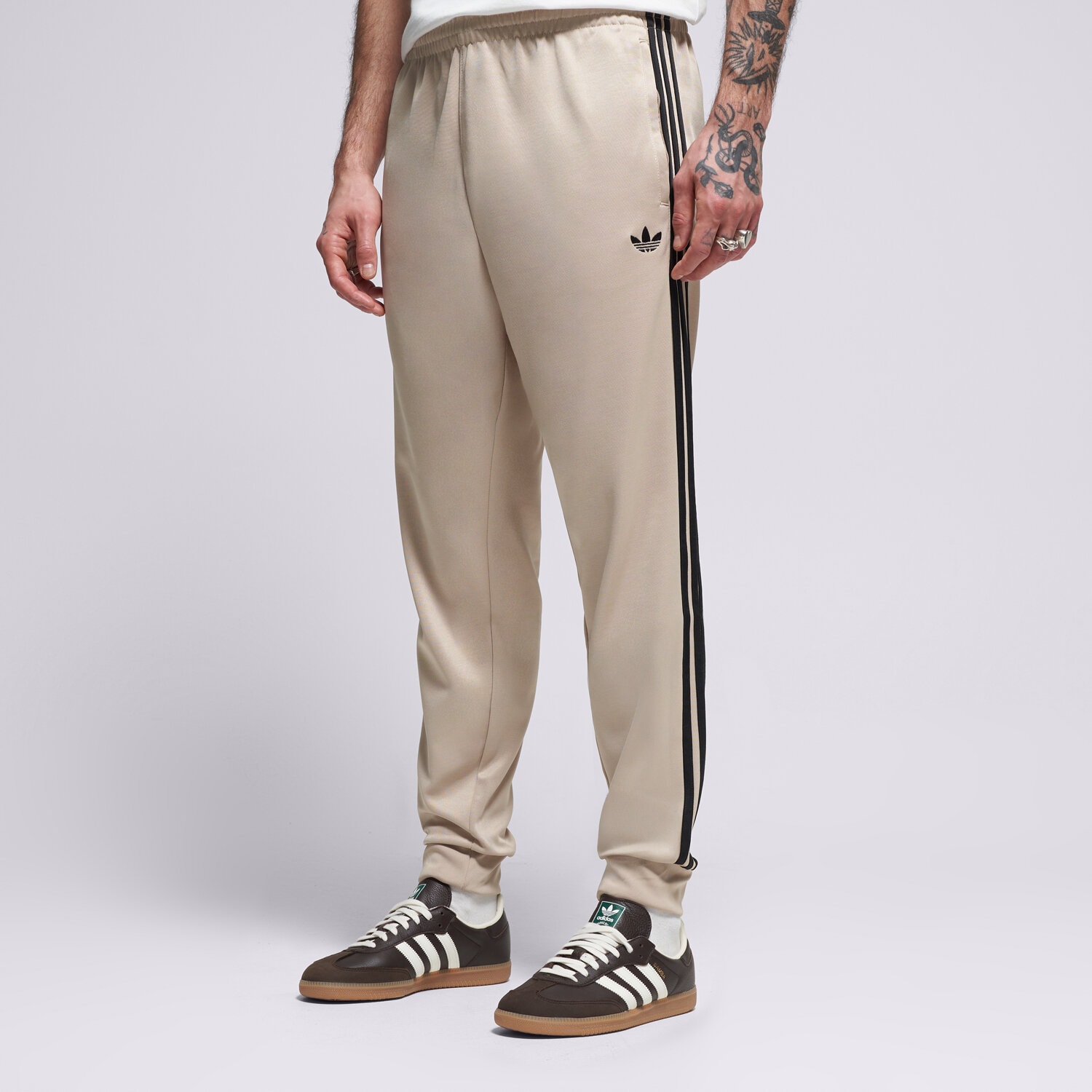 Bărbați pantaloni ADIDAS PANTALONI  SST TP KE7961 Bej