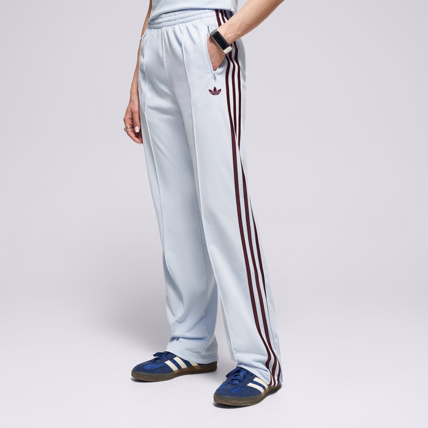 Femei pantaloni ADIDAS PANTALONI  FB CLASSIC TP KC6561 Albastru