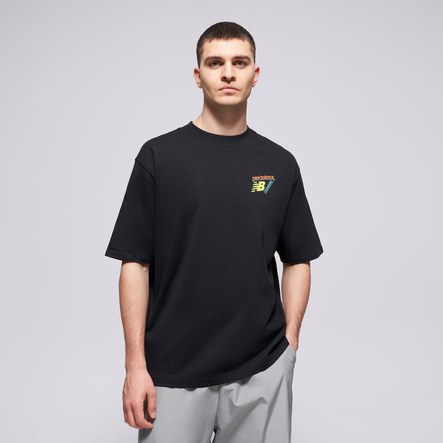 Bărbați tricou NEW BALANCE TRICOU CLASSIC TRI-LOGO HEAT MAP MT61V4ZGBK Negru