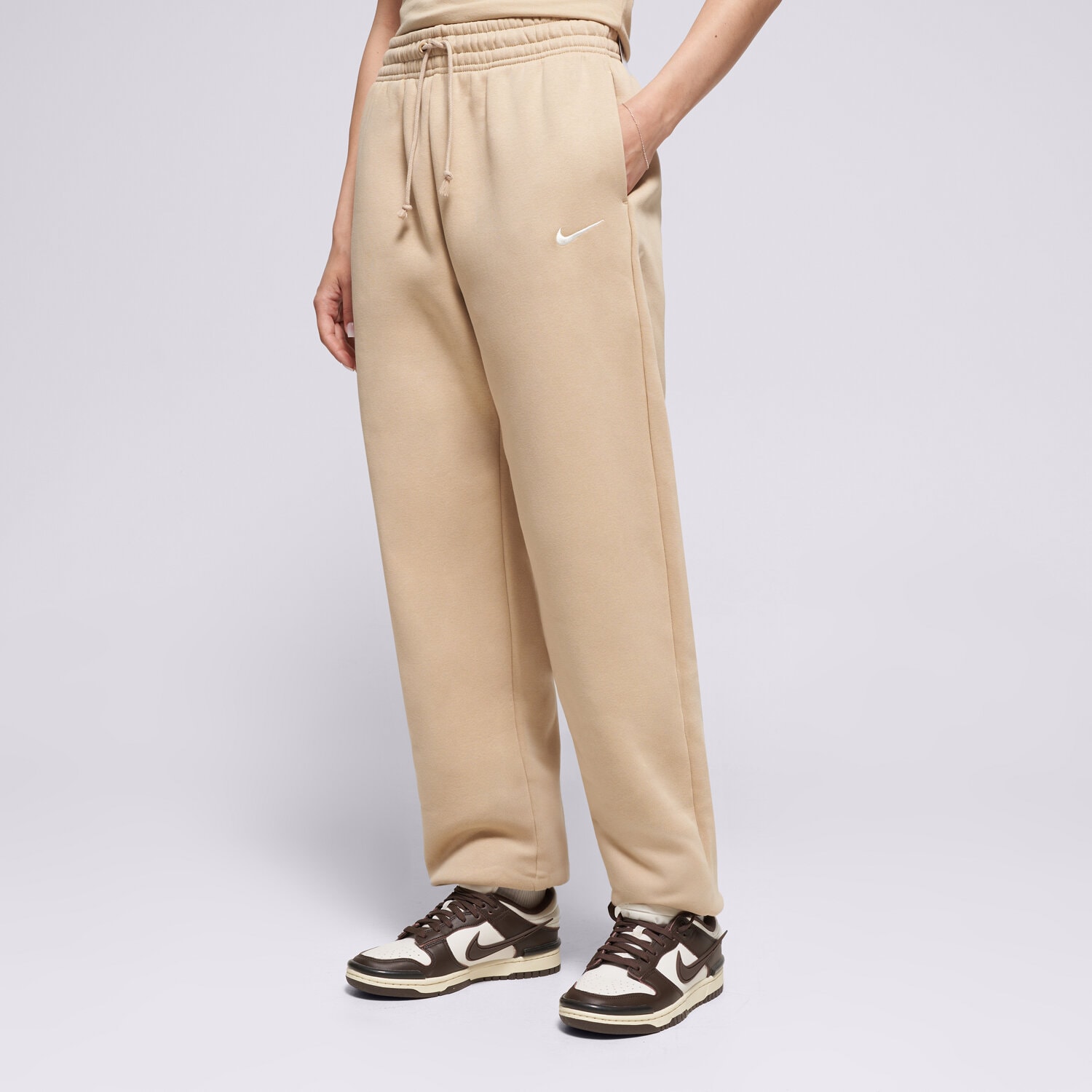 Femei pantaloni NIKE PANTALONI  W NSW PHNX FLC HR OS PANT 2 FZ5996-286 Bej