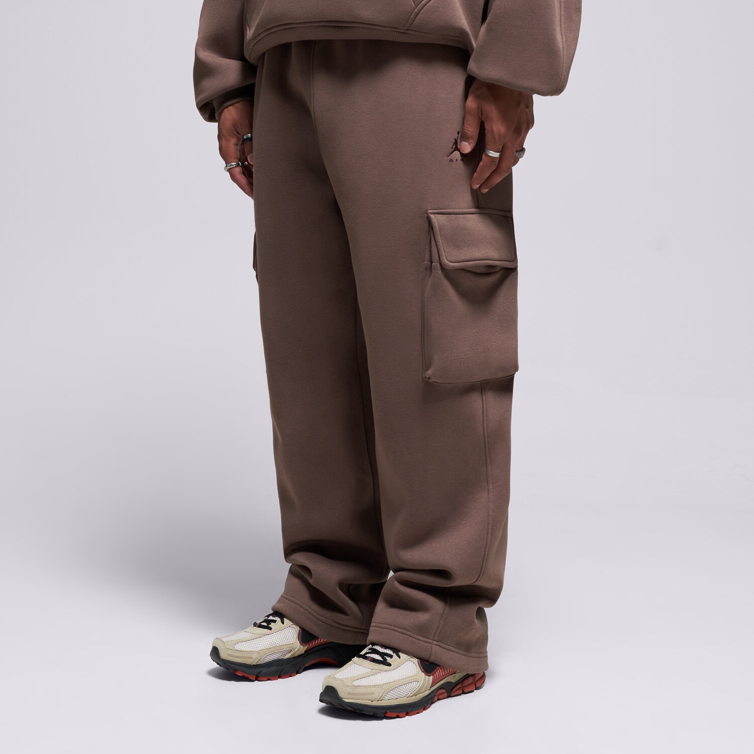 Bărbați pantaloni JORDAN PANTALONI  M J BRK OVZ FLC CRGO PNT BB IO1816-274 Maro