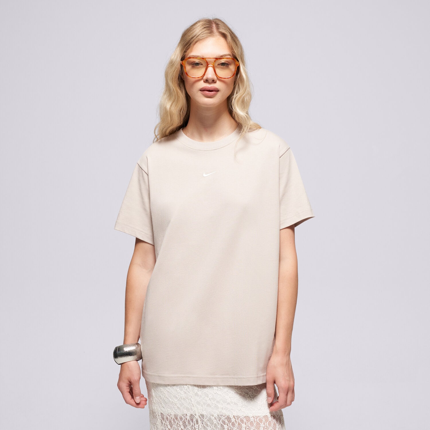 Femei tricou NIKE TRICOU W NSW CLASSIC SS TEE IH7601-236 cremă