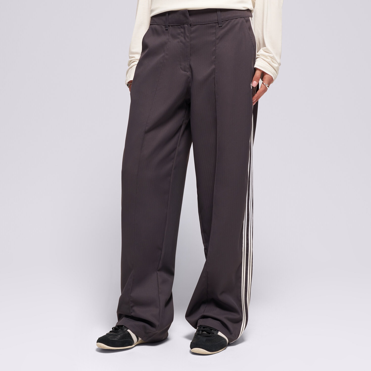 Femei pantaloni ADIDAS PANTALONI  FB TP KR9105 Negru
