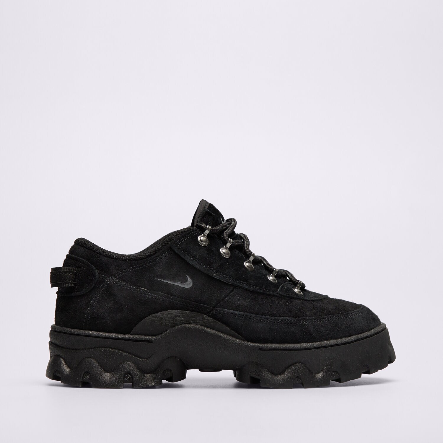 Femei pantofi sport NIKE W NIKE LAHAR LOW DB9953-001 Negru