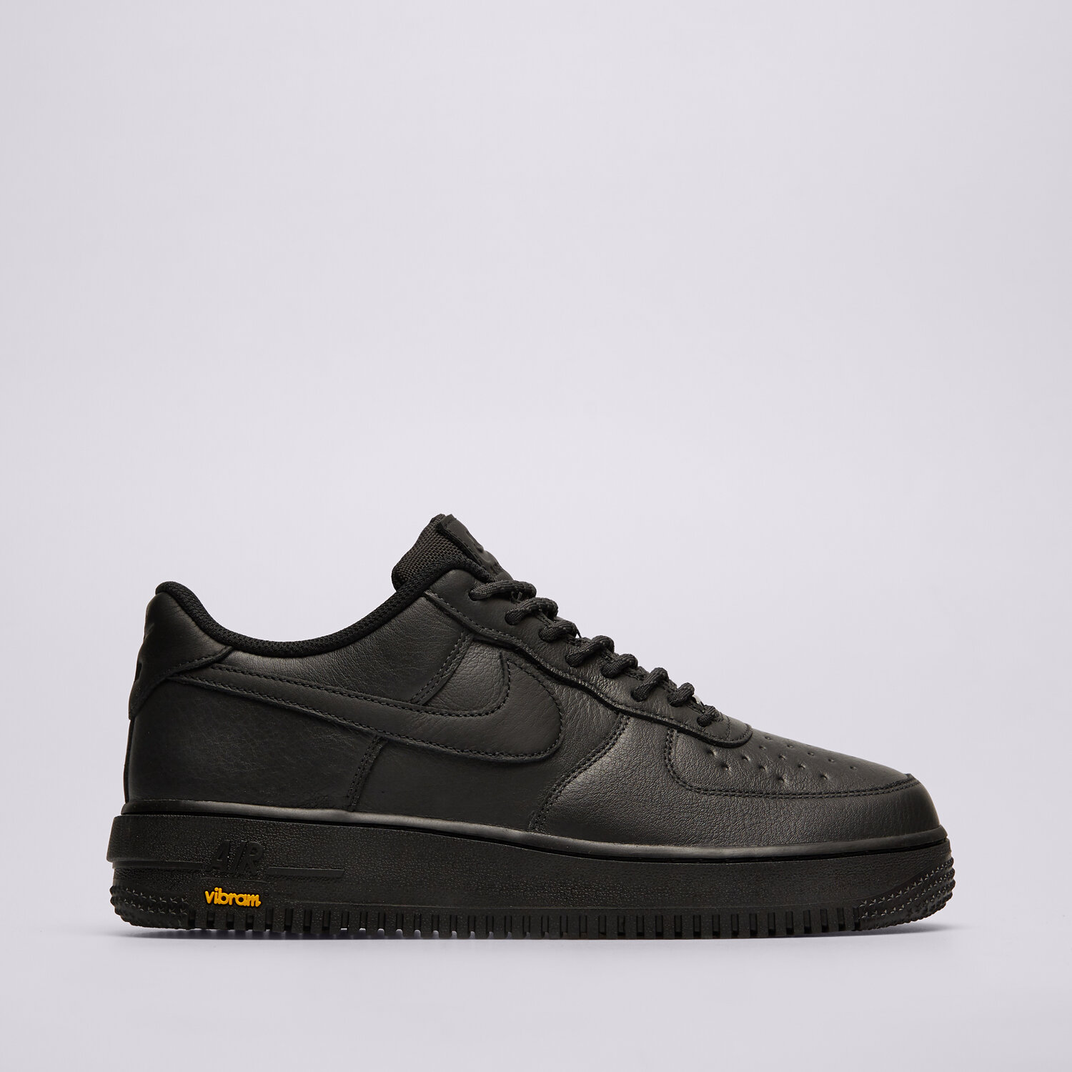 Barbați pantofi sport NIKE AIR FORCE 1 GORE-TEX HV5953-001 Negru