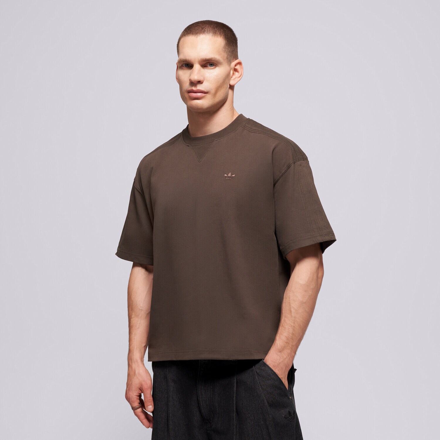 Bărbați tricou ADIDAS TRICOU P ESS TEE KR4524 Kaki