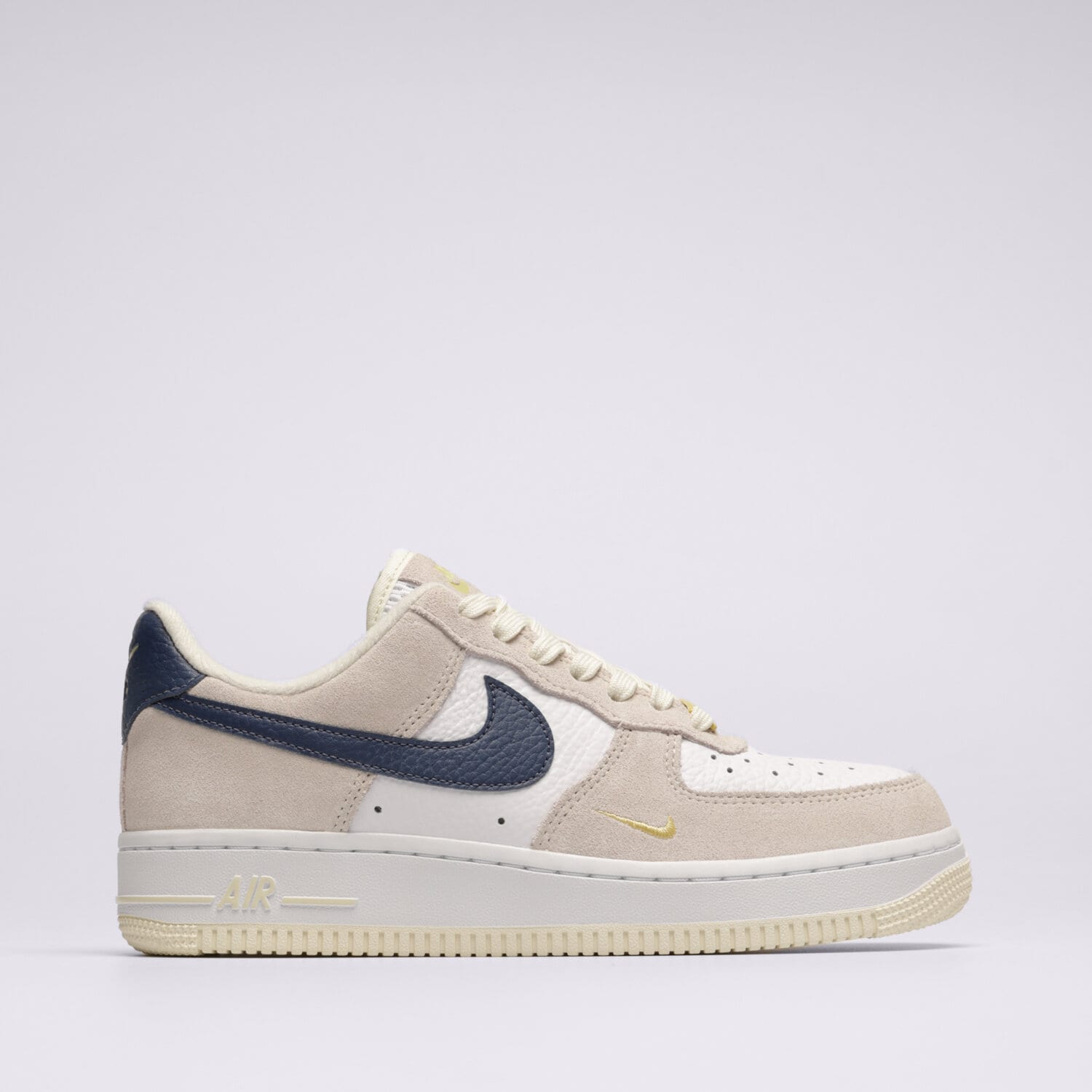 NIKE AIR FORCE 1 07 FV6332 100 Alb Femei Sizeer Romania