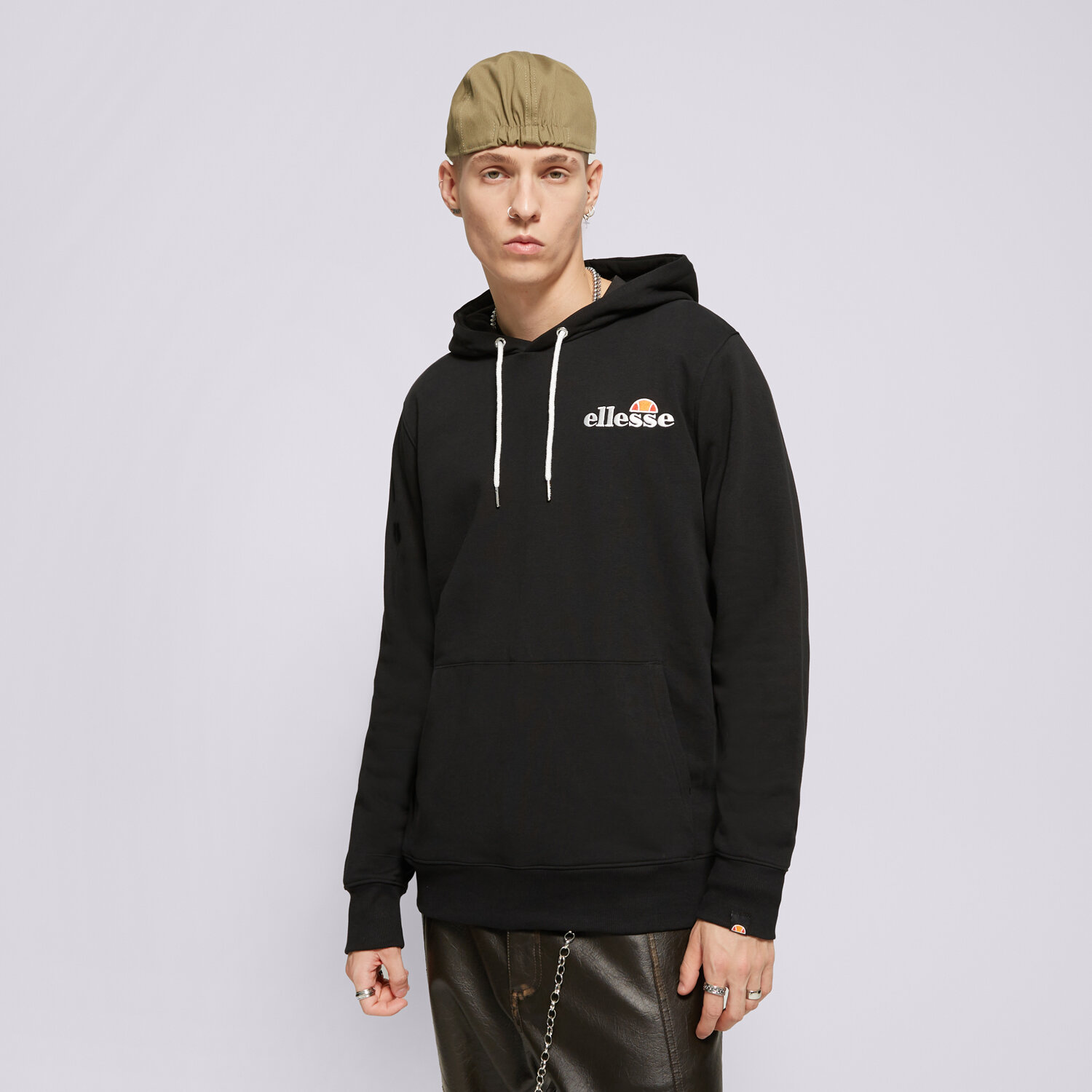 Bărbați bluză ELLESSE BLUZĂ CU GLUGĂ PRIMERO BLK SHS08781011 Negru