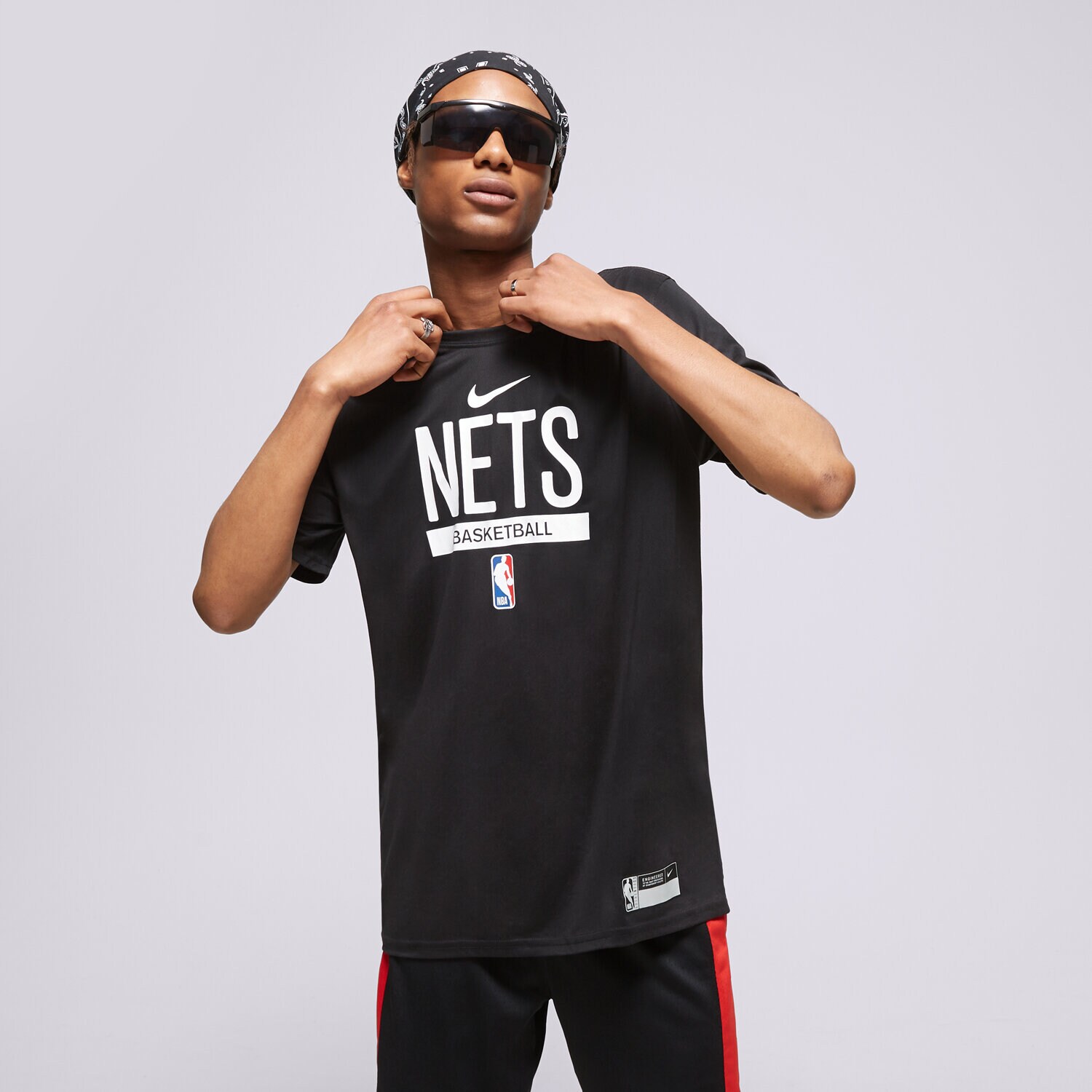 Bărbați tricou NIKE TRICOU BROOKLYN NETS DR6451-010 Negru