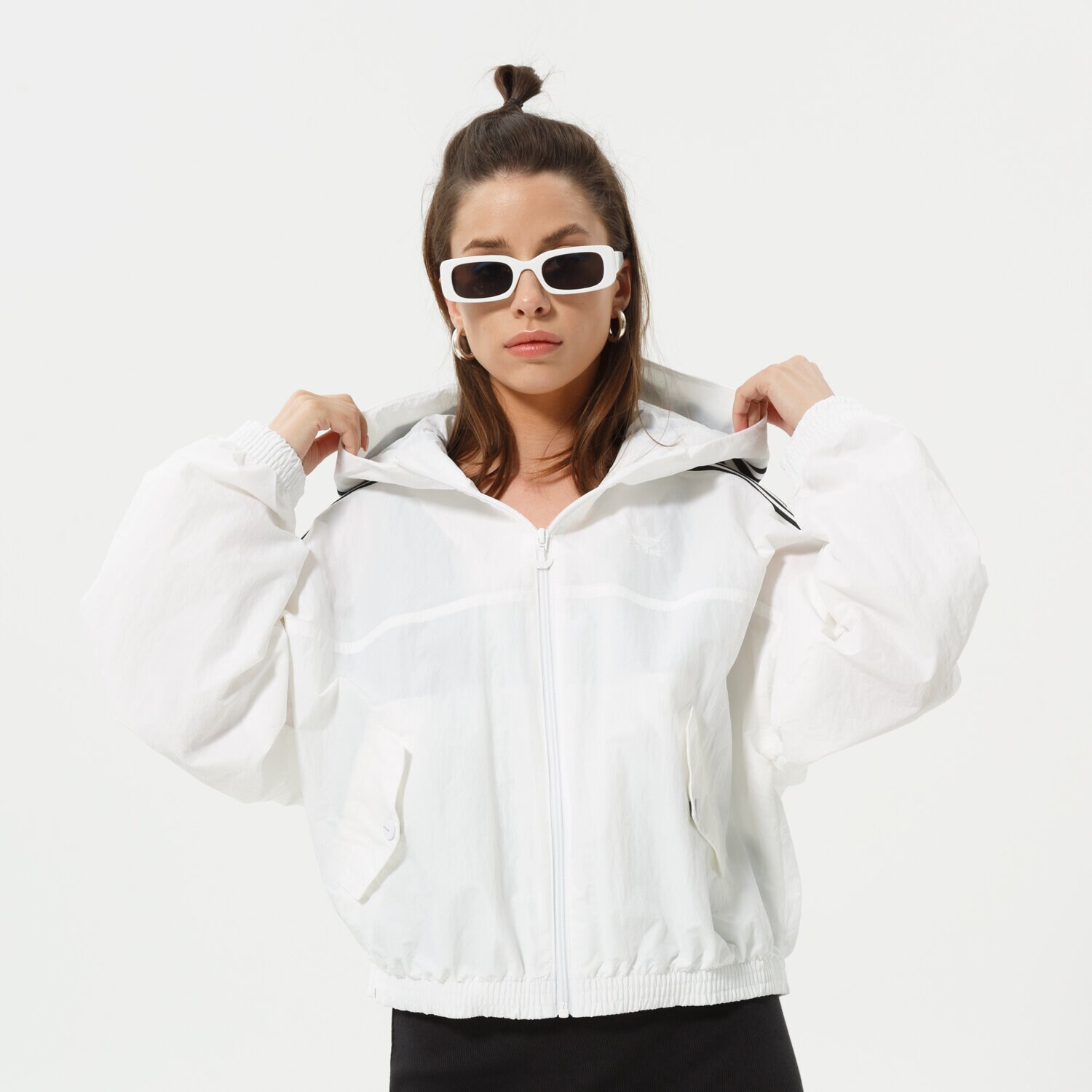 Femei jachetă ADIDAS JACHETĂ WINDBREAKER HC2023 Alb