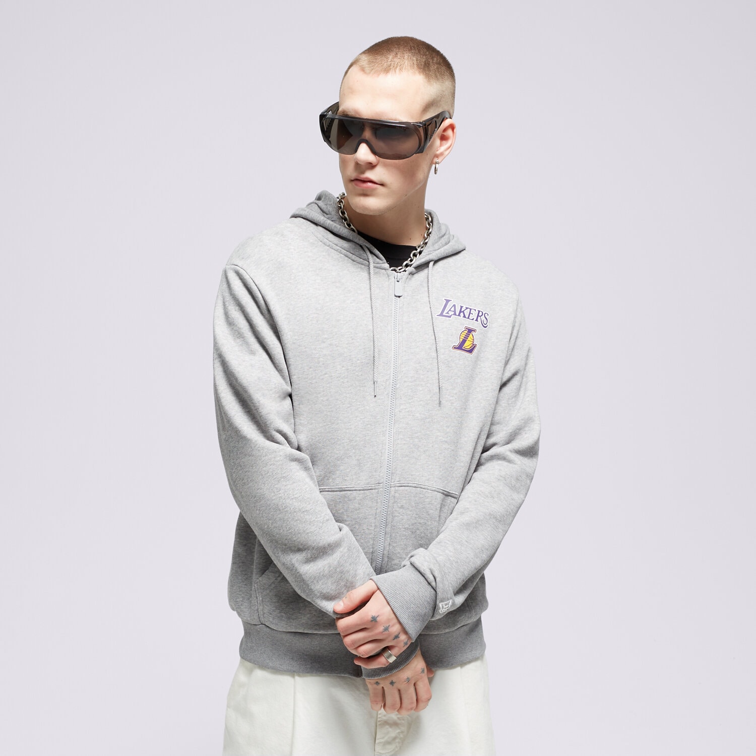 Bărbați bluză NEW ERA BLUZĂ ROZP. Z KAPT. NBA LOS ANGELES LAKERS LOS ANGEL 60348865 Gri