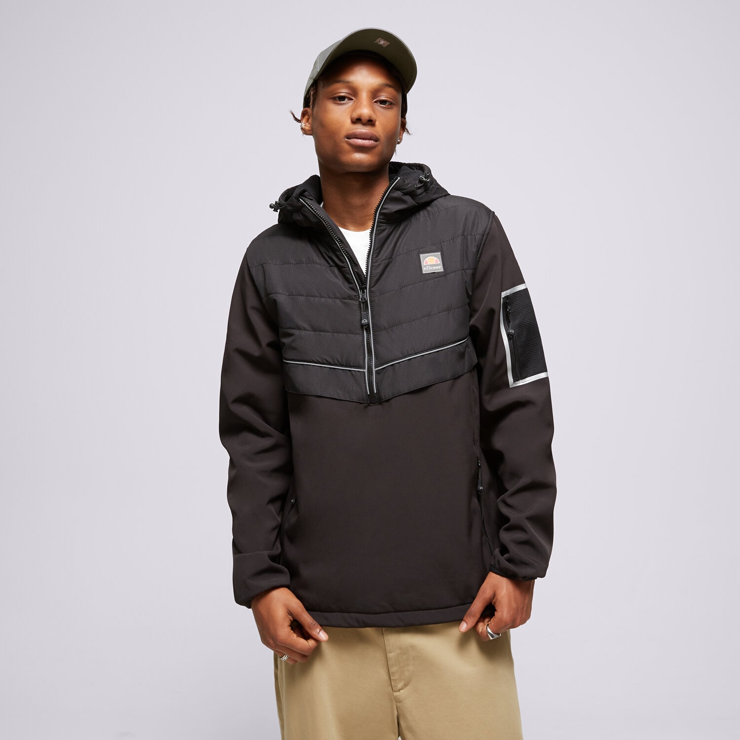 Bărbați eacă de iarnă ELLESSE JACHETĂ ERISINI JACKET BLK SHM14877011 Negru