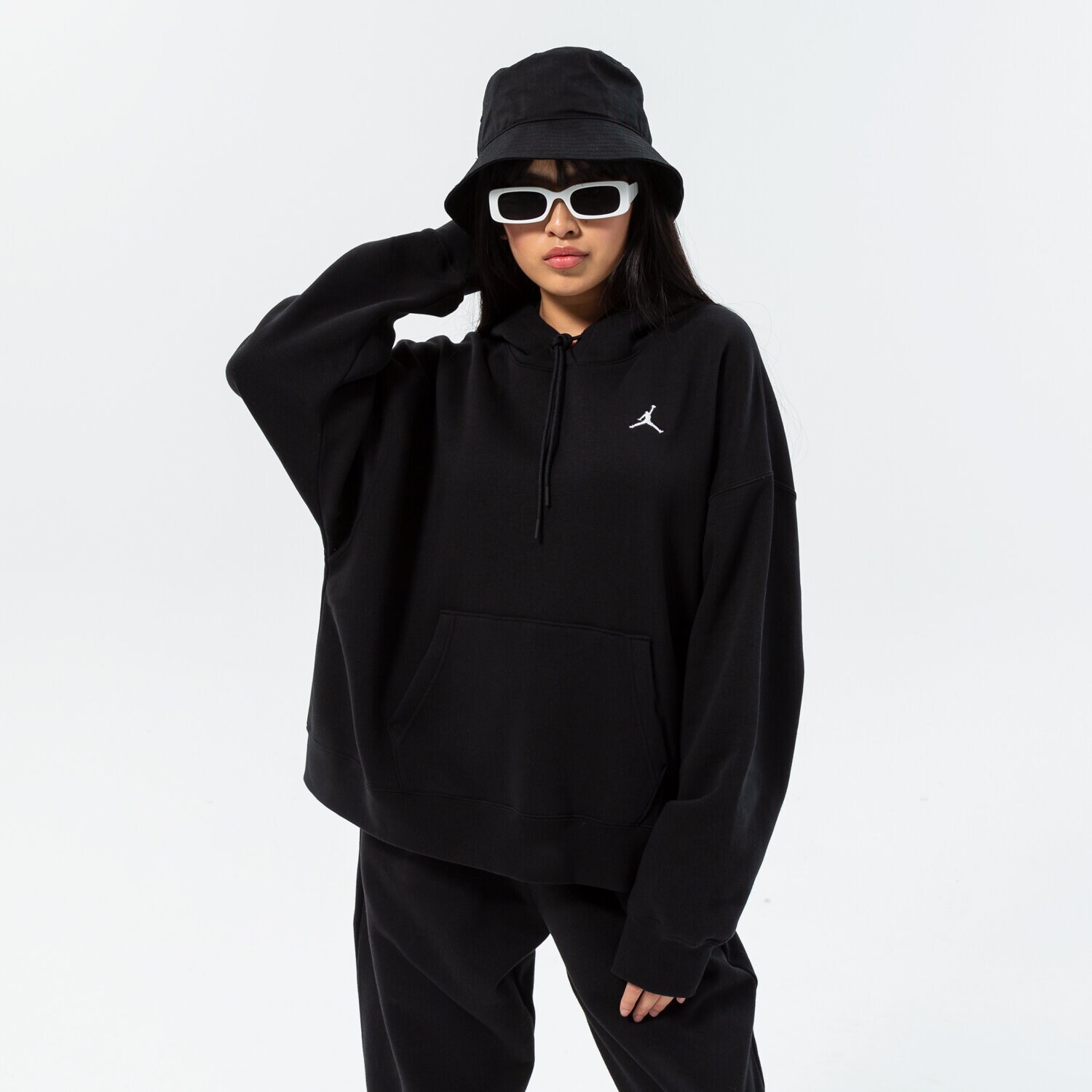 Femei bluză JORDAN BLUZĂ CU GLUGĂ ESSENTIAL OVERHEAD HOODIE DQ4458-010 Negru