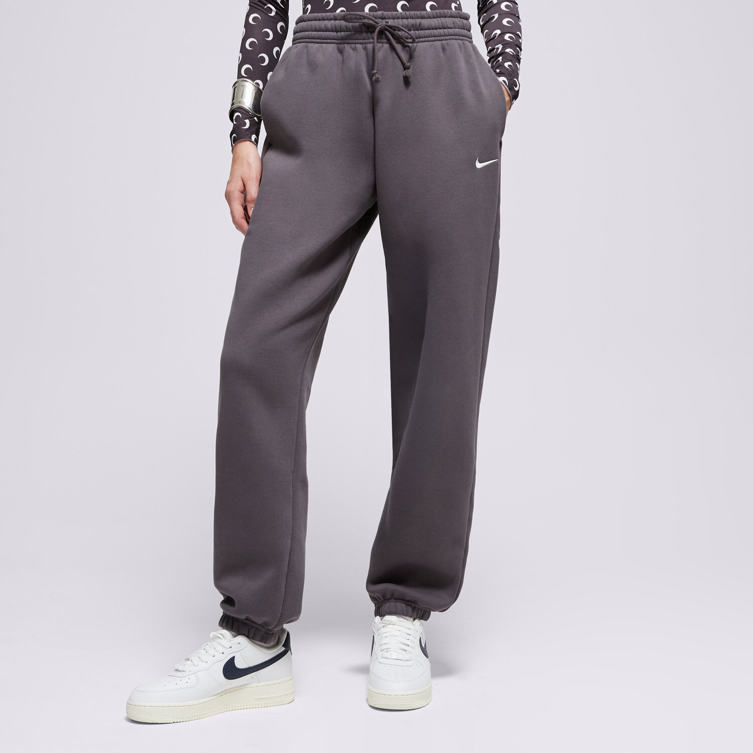 Femei pantaloni NIKE PANTALONI  W NSW PHNX FLC HR OS PANT 2 FZ5996-036 Gri