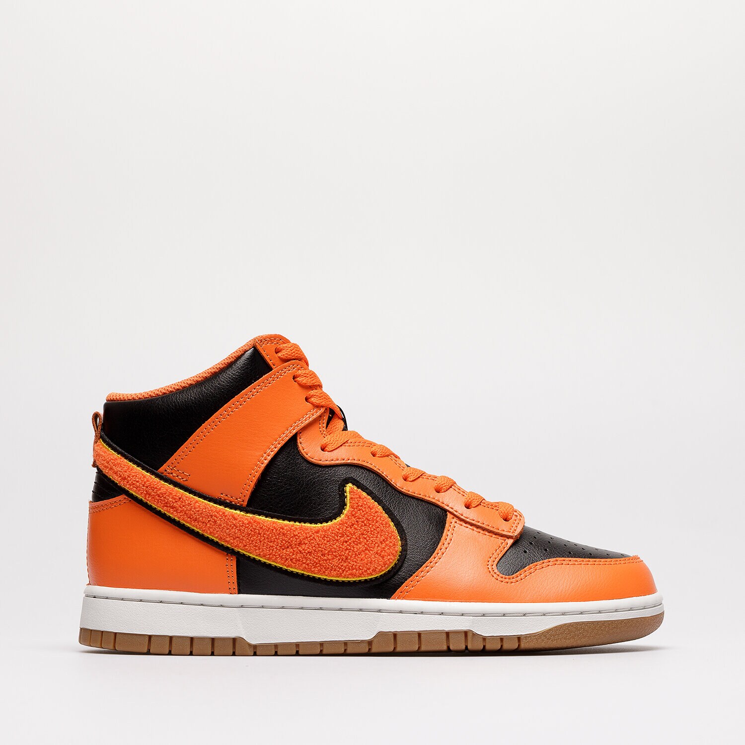 Barbați pantofi sport NIKE DUNK HI RETRO UNIVERSITY DR8805-002 Negru