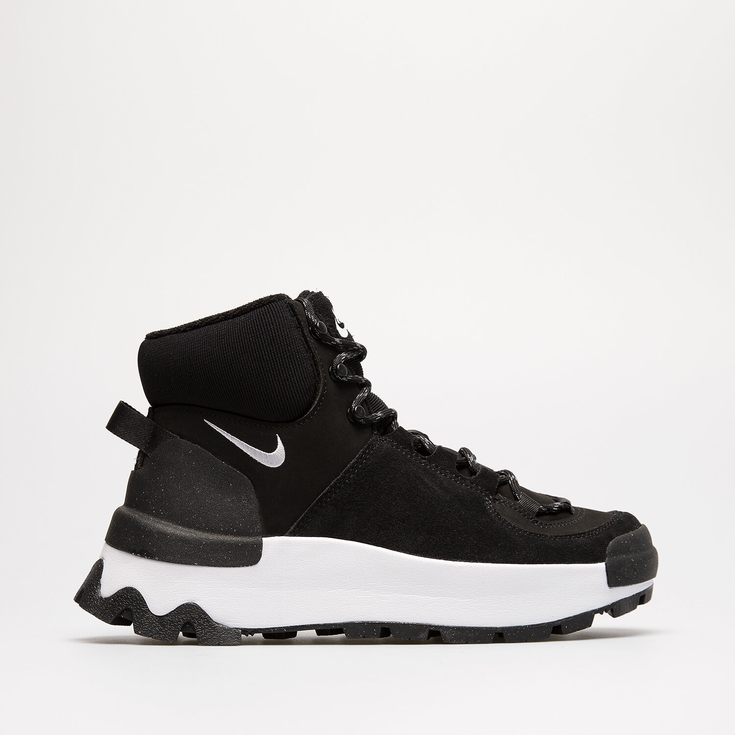 Femei pantofi sport NIKE CLASSIC CITY BOOT DQ5601001 Negru
