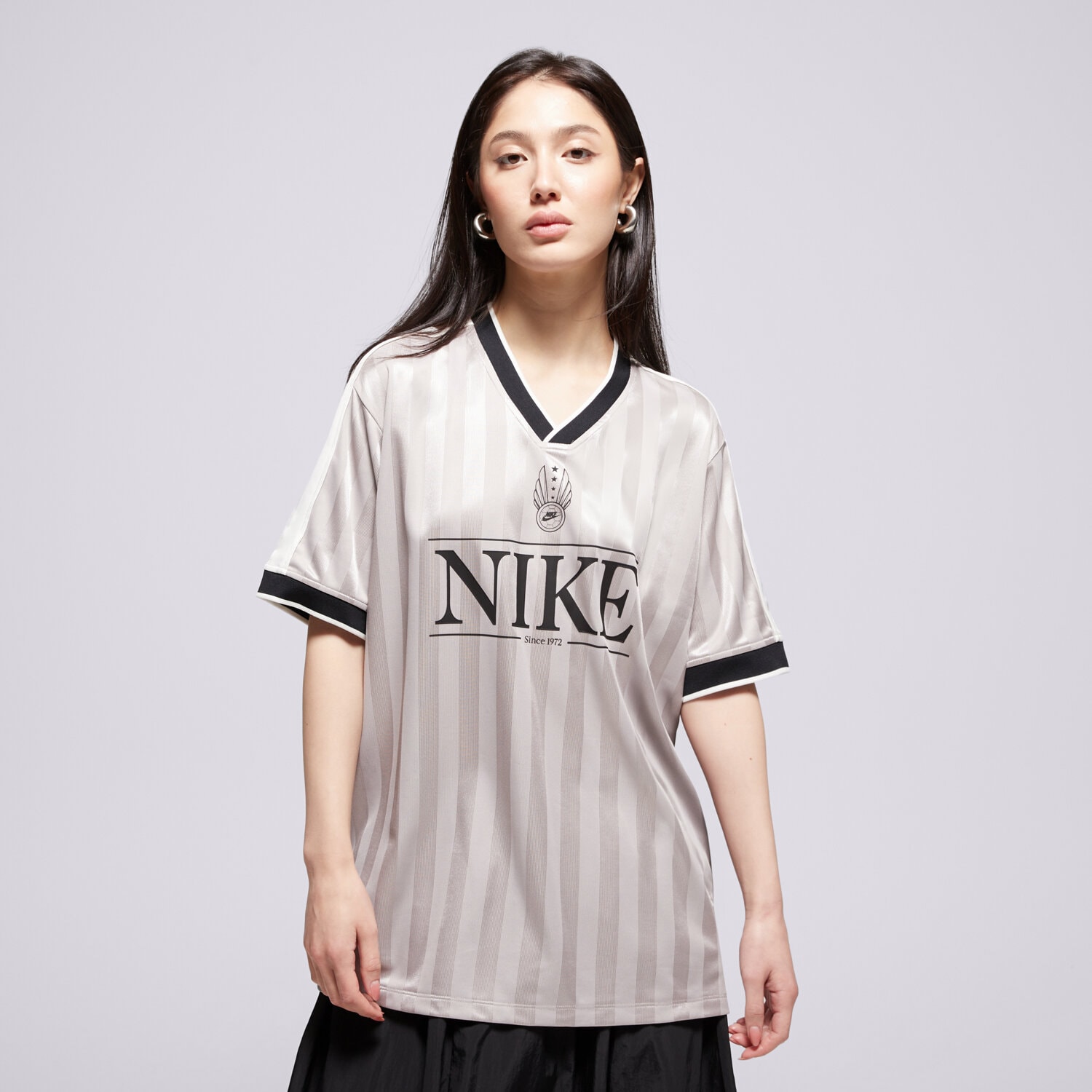 Femei tricou NIKE TRICOU W NSW V NECK JERSEY IH8504-009 Gri