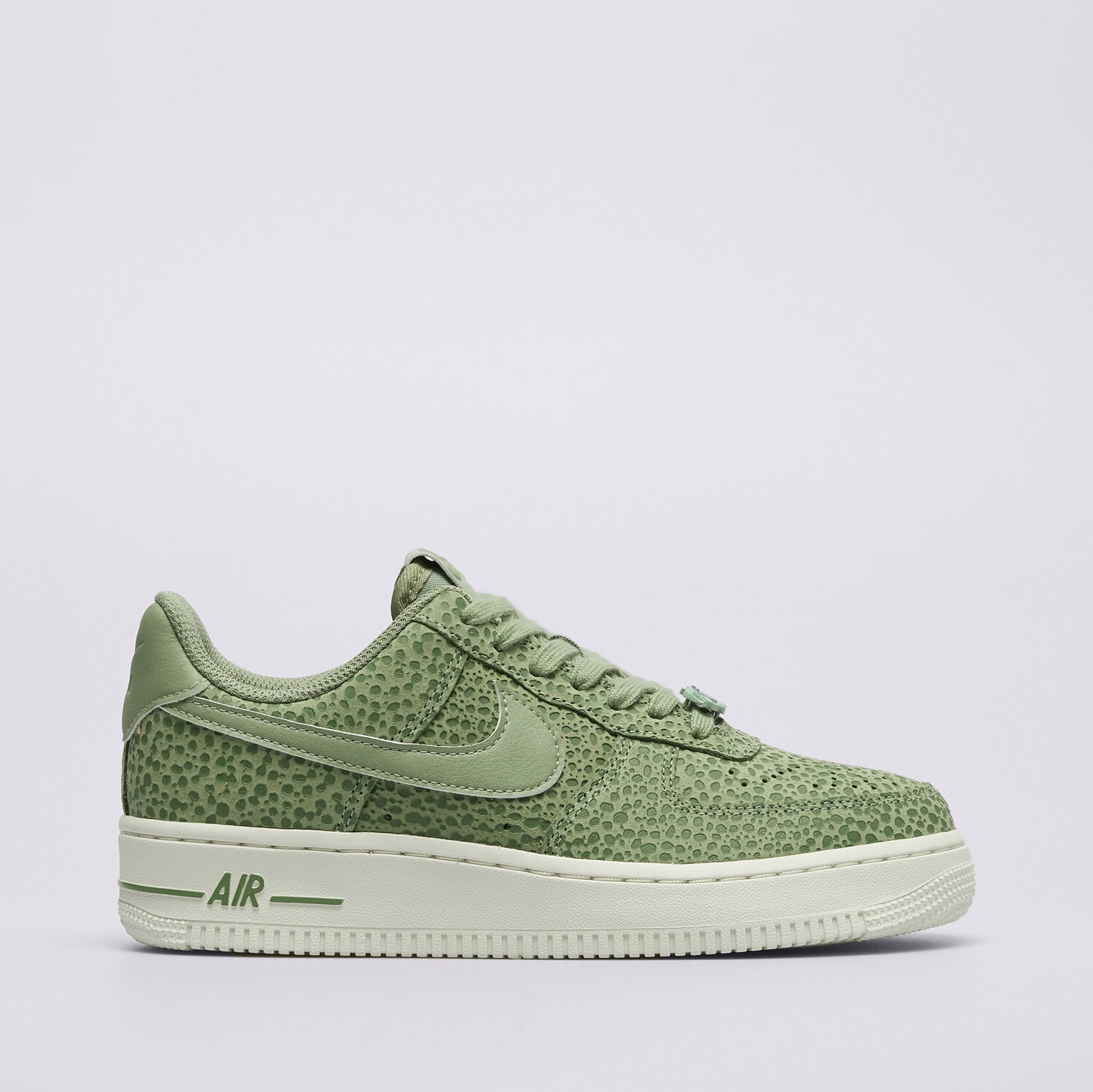 Femei pantofi sport NIKE W AIR FORCE 1 '07 PRM FV6519-200 Verde