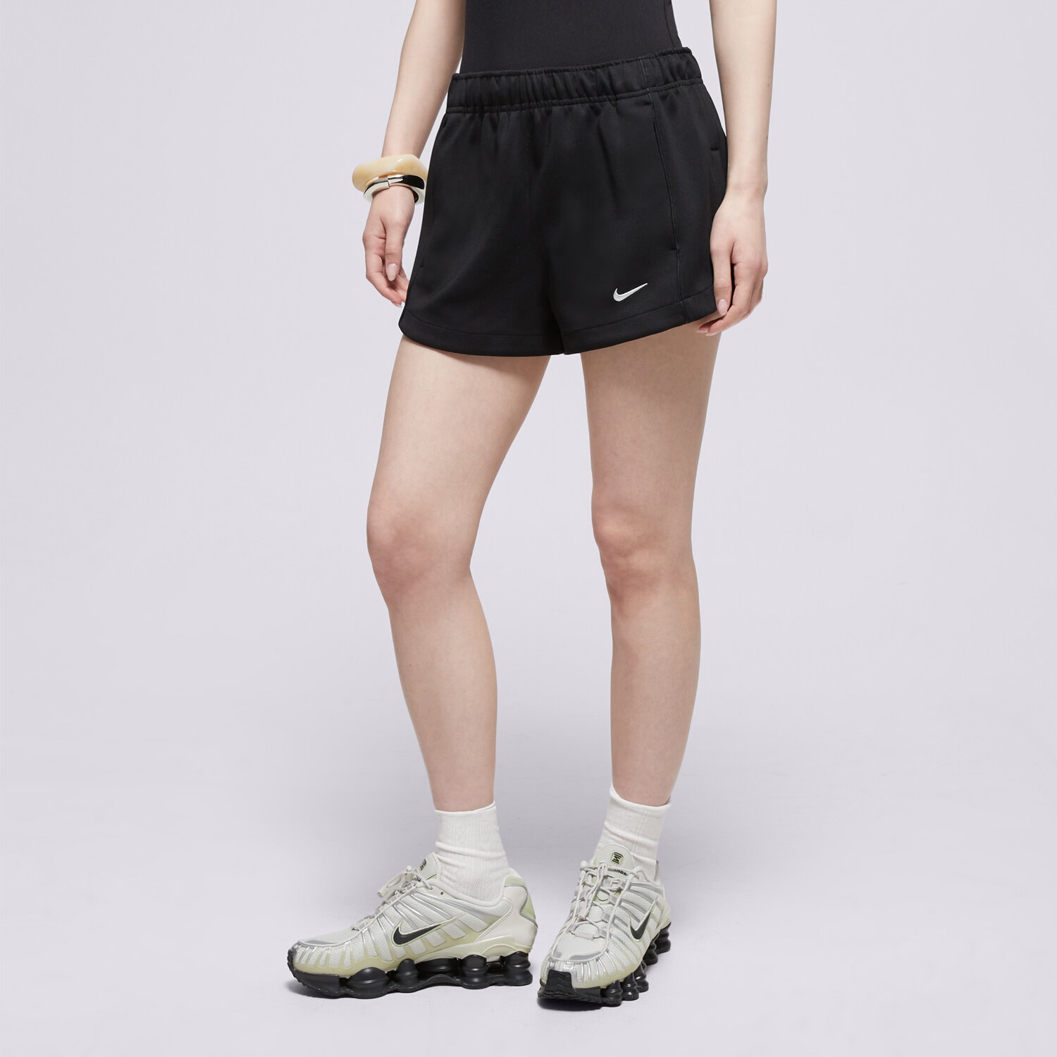 Femei pantaloni scurți NIKE PANTALONI SCURȚI W NSW   NK WR PLY KNT MR 2" SHRT HJ1406-010 Negru