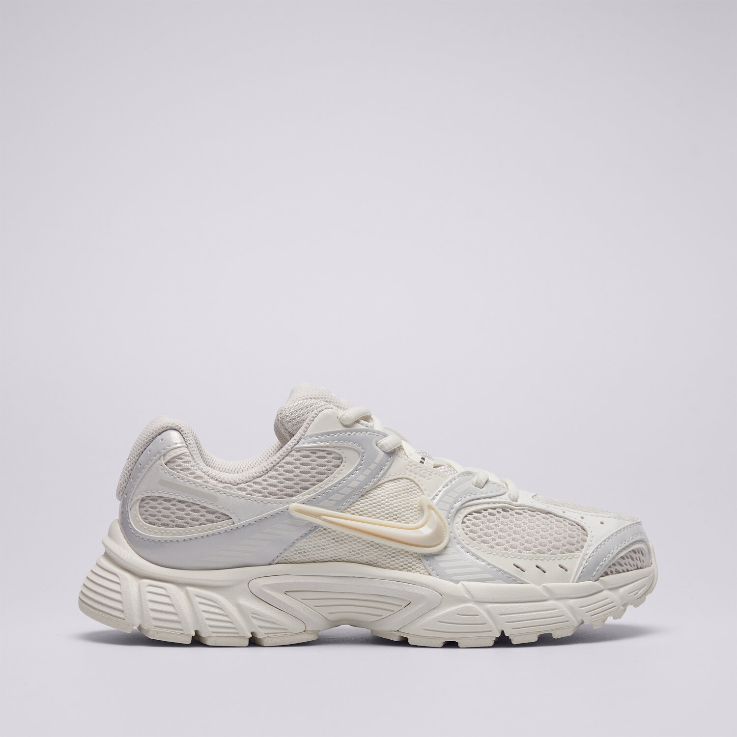 Femei pantofi sport W NIKE V5 RNR SIB IQ0276-030 Bej