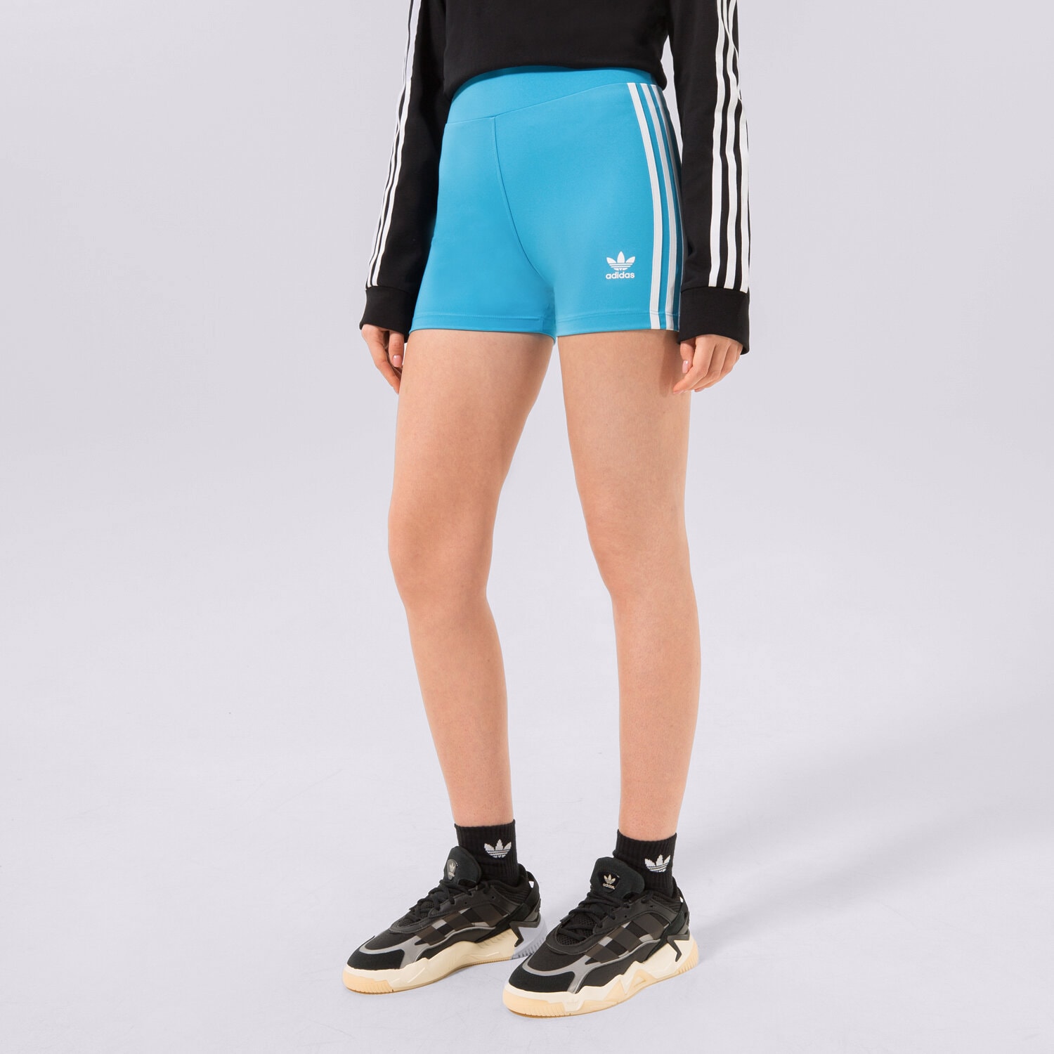 Femei pantaloni scurți ADIDAS PANTALONI SCURȚI HC1959 HC1959 Albastru